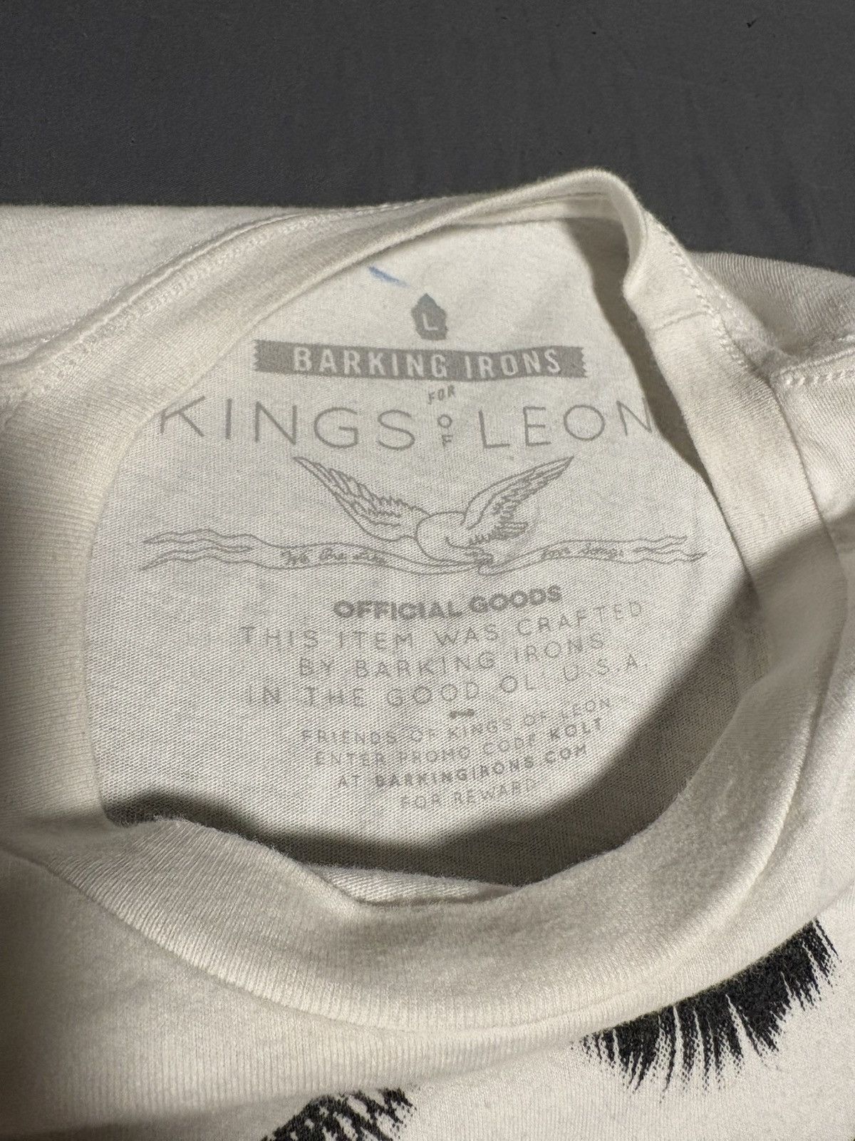 Band Tees Kings of Leon WALLS Size US L / EU 52-54 / 3 - 2 Thumbnail