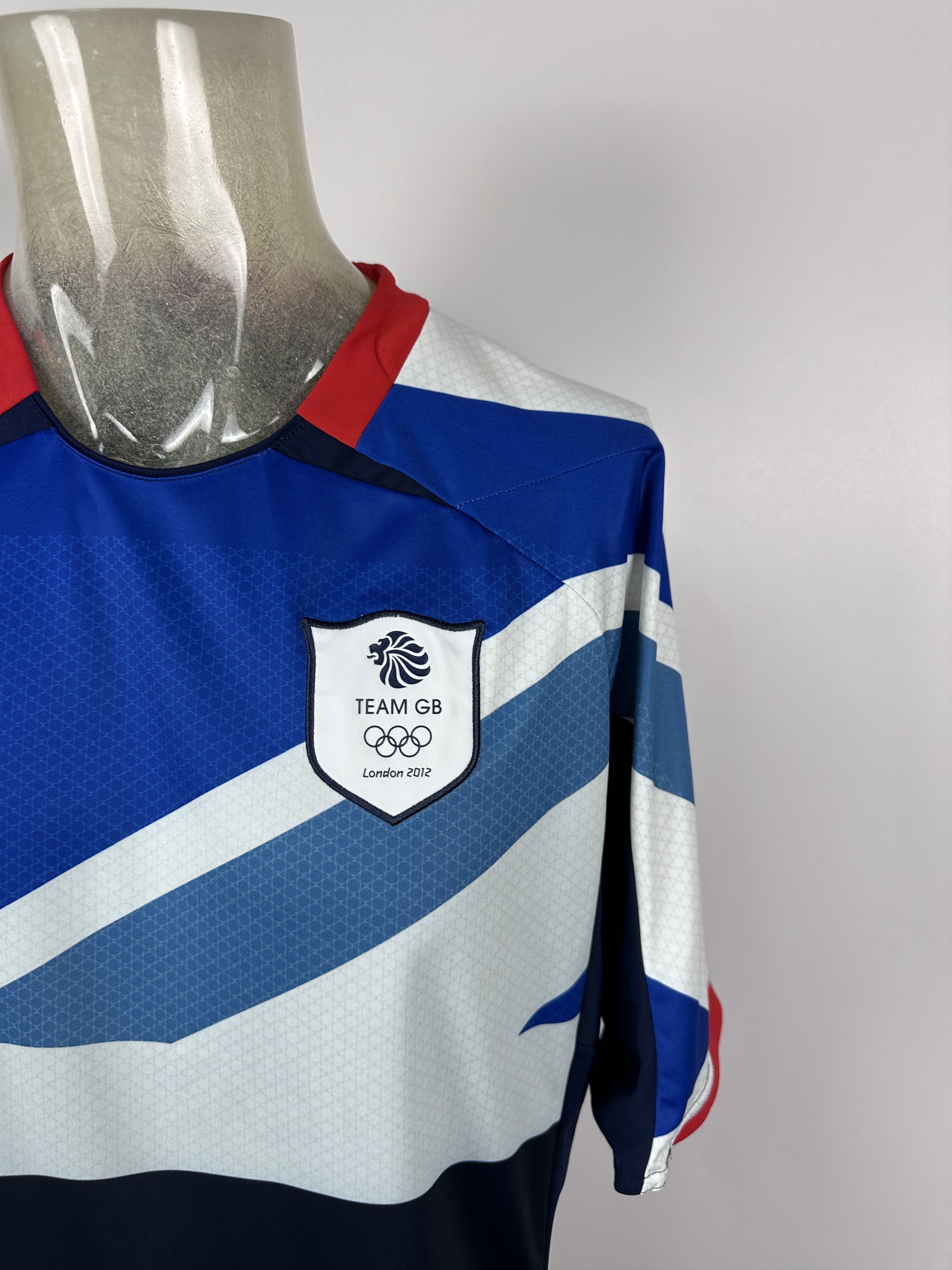 Adidas GREAT BRITAIN 2012 HOME FOOTBALL SHIRT SOCCER JERSEY ADIDAS Size US XL / EU 56 / 4 - 2 Thumbnail