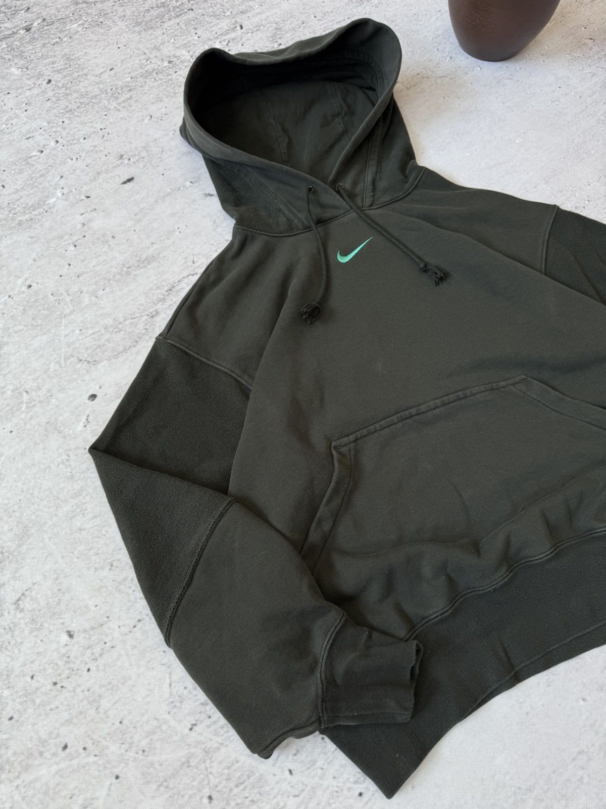 Nike × Vintage NIKE VINTAGE 00s y2k OVERSIZE BAGGY HOODIE CENTER LOGO Size US S / EU 44-46 / 1 - 2 Thumbnail