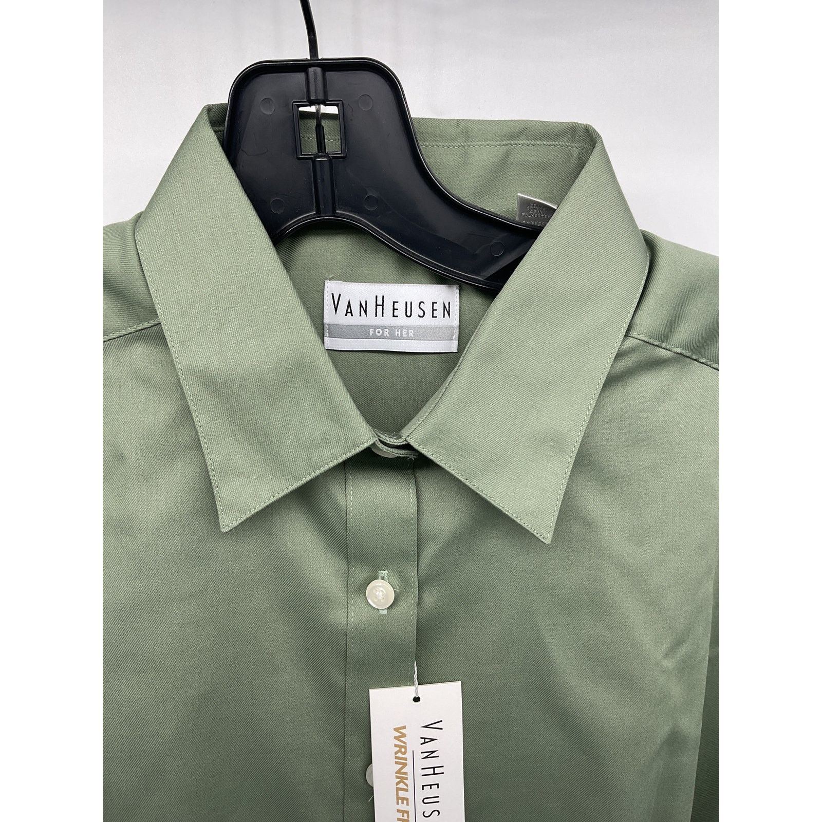 Van Heusen Van Heusen Women’s Button Up Dress Shirt - Size 8-10/ L-S Size L / US 10 / IT 46 - 4 Thumbnail