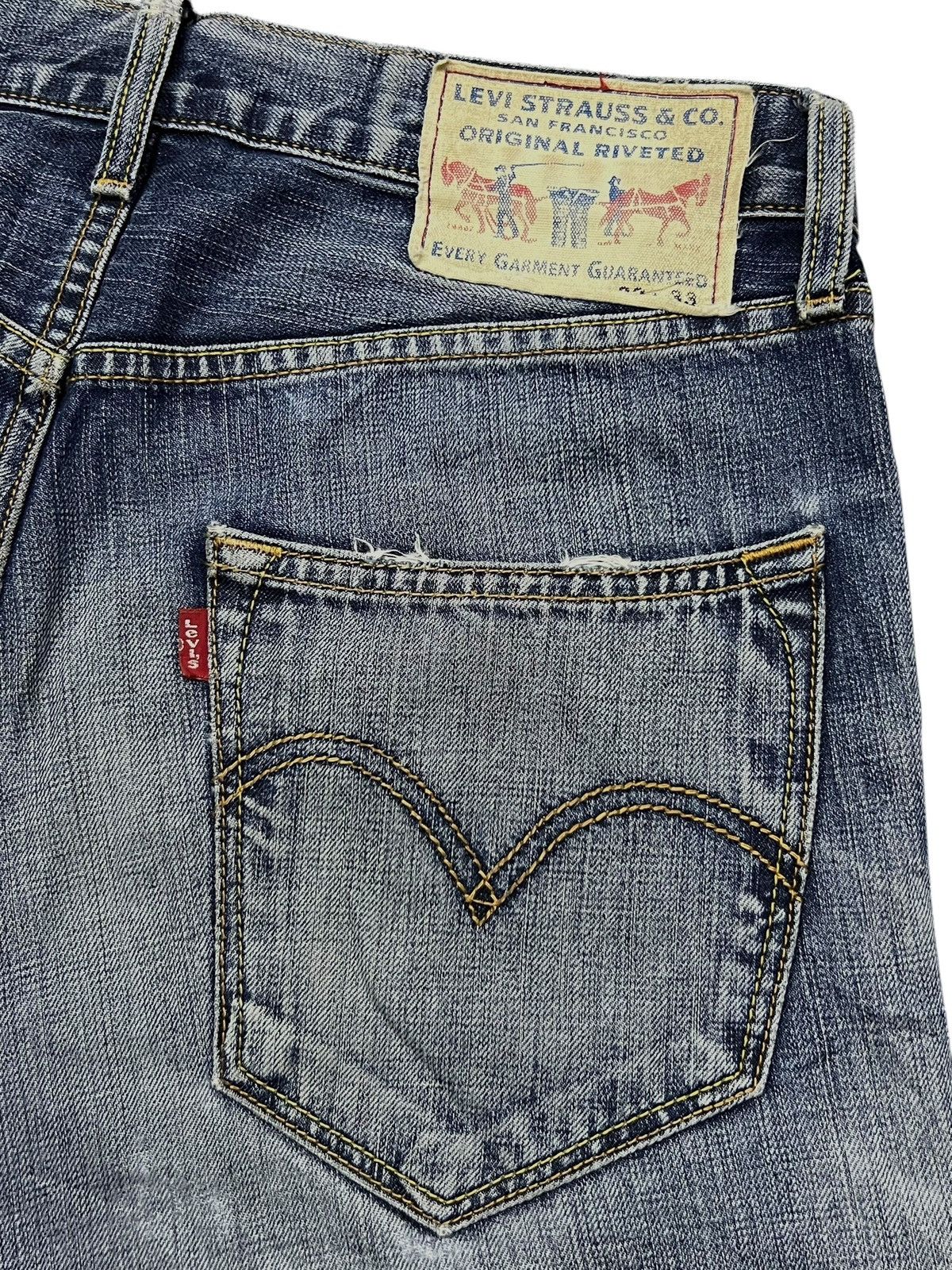 Levi's Vintage Levi’s 502 - Faded Wash, Distressed Denim Size US 33 - 9 Thumbnail