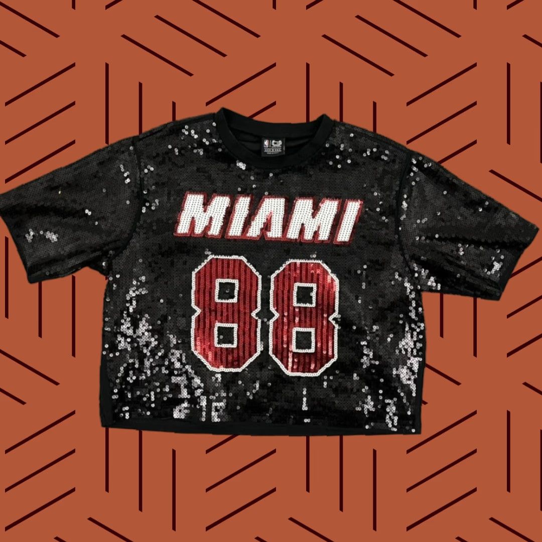 Nike Nike Shirt Womens Small Black Red Cropped Boxy Sequin Ultra Game NBA #88 Size S / US 4 / IT 40 - 1 Thumbnail