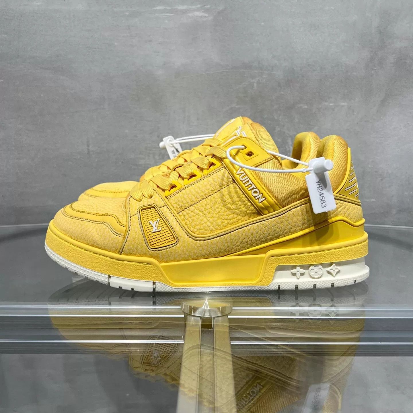 Louis Vuitton LV Trainer White Yellow UK4 38 Size US 7.5 / IT 37.5 - 3 Thumbnail