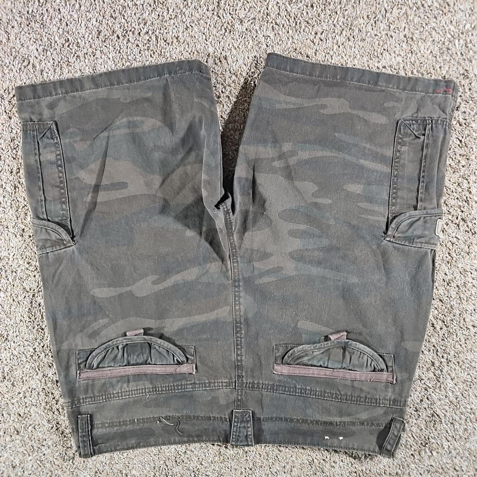 UNIONBAY Unionbay Sz 40 Cargo Camo Shorts Size US 40 / EU 56 - 5 Thumbnail