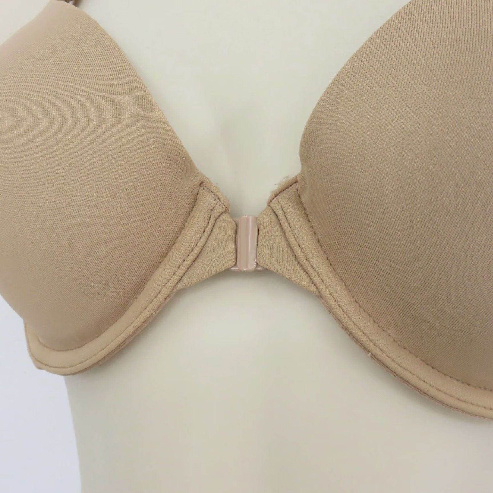 Vintage Ambrielle 34B Everyday Lightly Lined Front Close Bra Underwire Solid Beige Nylon Size ONE SIZE - 3 Thumbnail