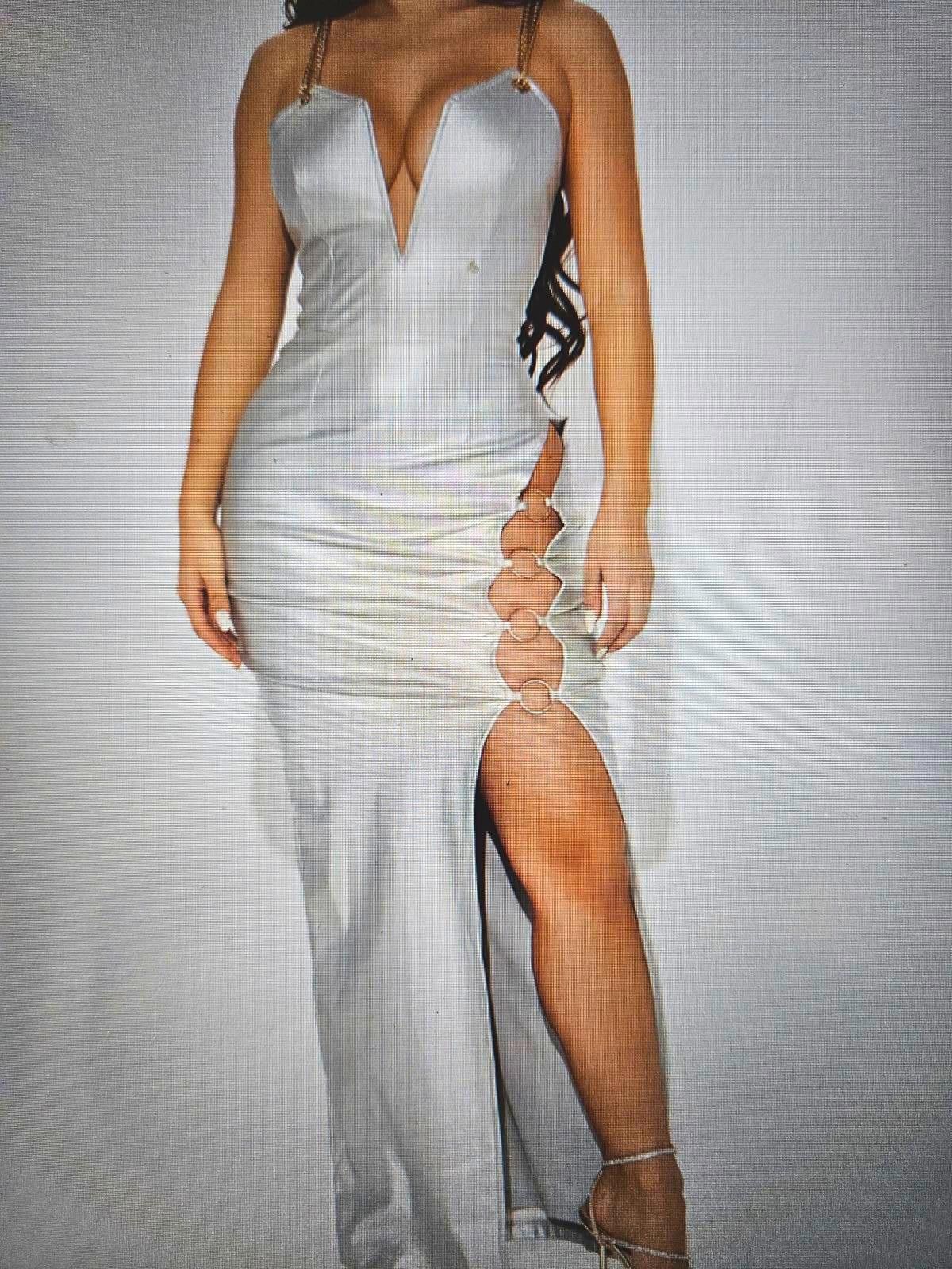 Fashion Nova Nwt Silver Plunge Dress with Chain Straps #242 Size S / US 4 / IT 40 - 1 Thumbnail