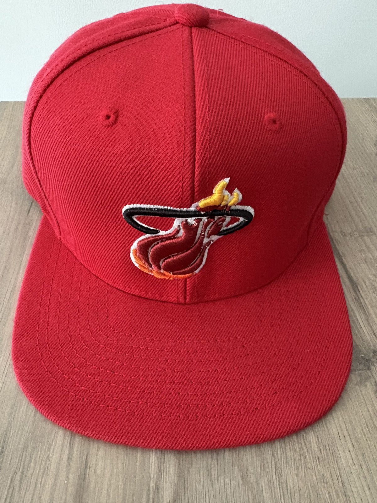 New Era New Era Miami Heat snapback hat Size ONE SIZE - 2 Thumbnail