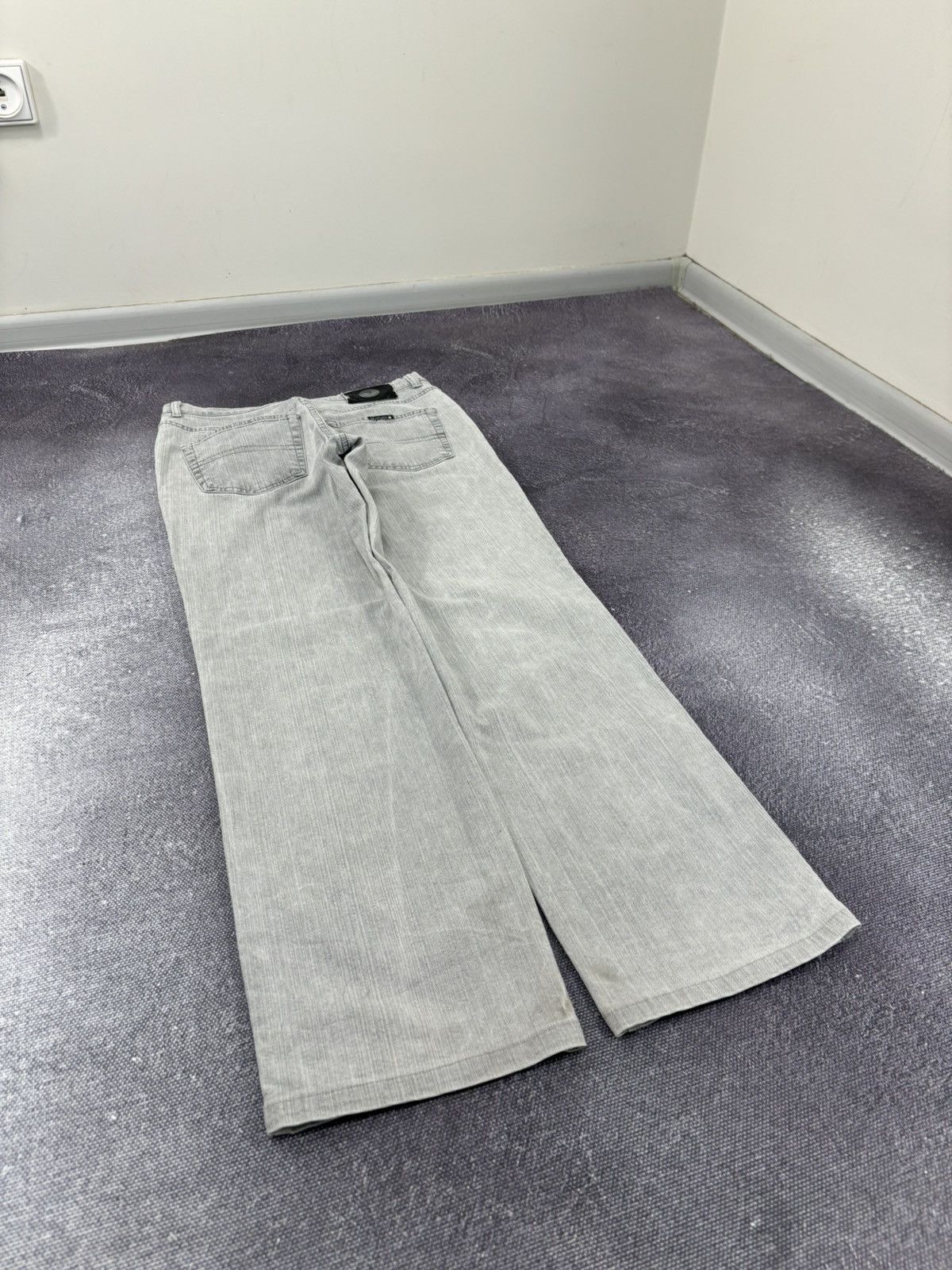 Trussardi Vintage Trussardi Jeans Men’s Italian Luxury Denim Jeans Size US 31 - 4 Thumbnail