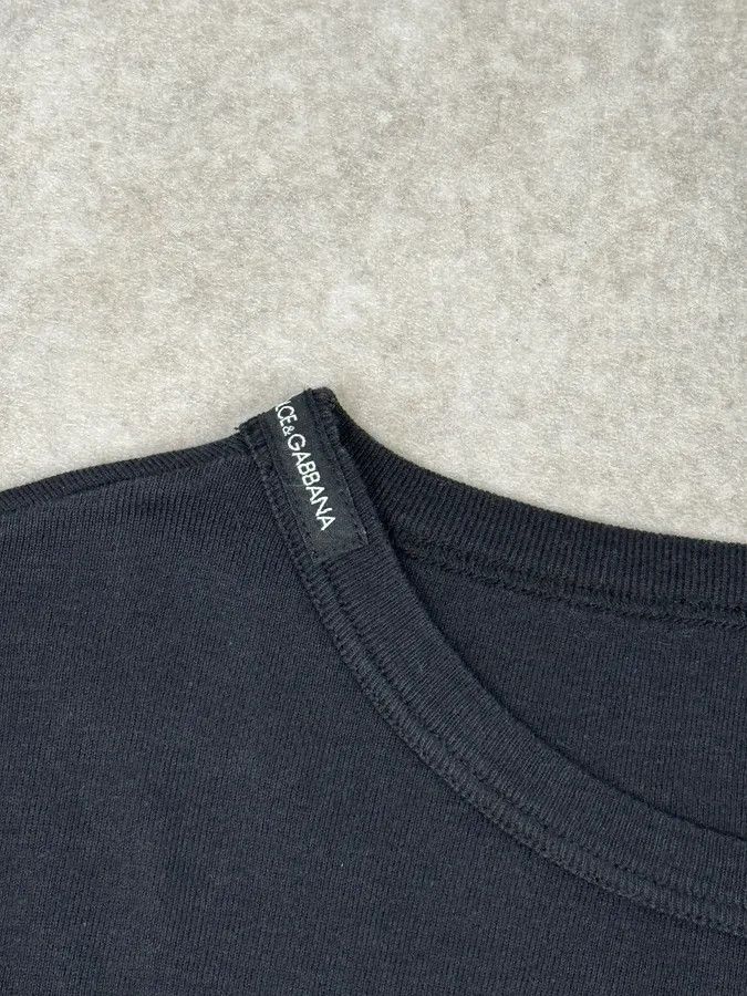 Dolce & Gabbana 2000s Dolce & Gabbana Navy Crystal Cross T-Shirt Size S / US 4 / IT 40 - 8 Thumbnail