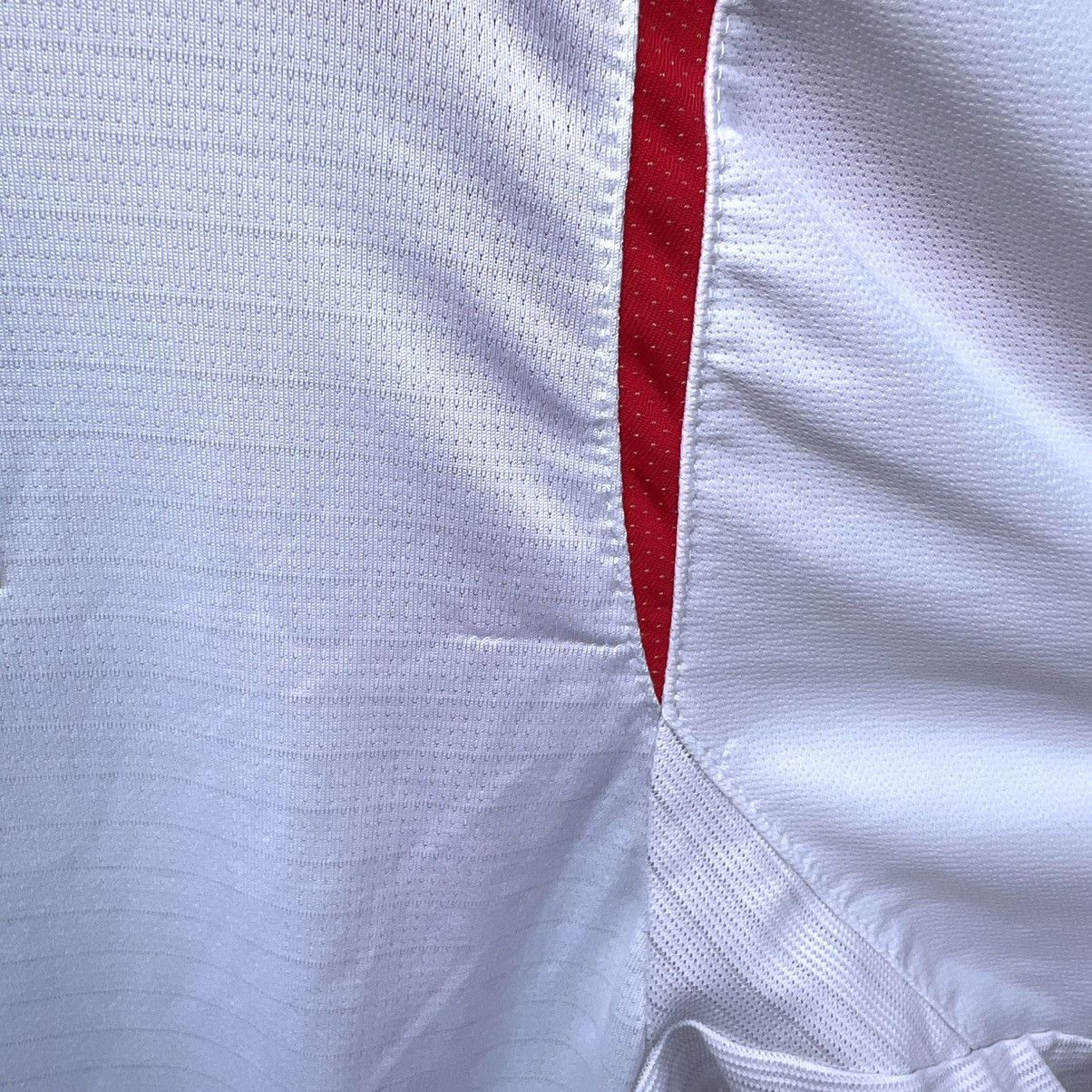 Umbro ENGLAND 2005 / 2007 jersey FOOTBALL SHIRT Umbro Size US XL / EU 56 / 4 - 12 Thumbnail