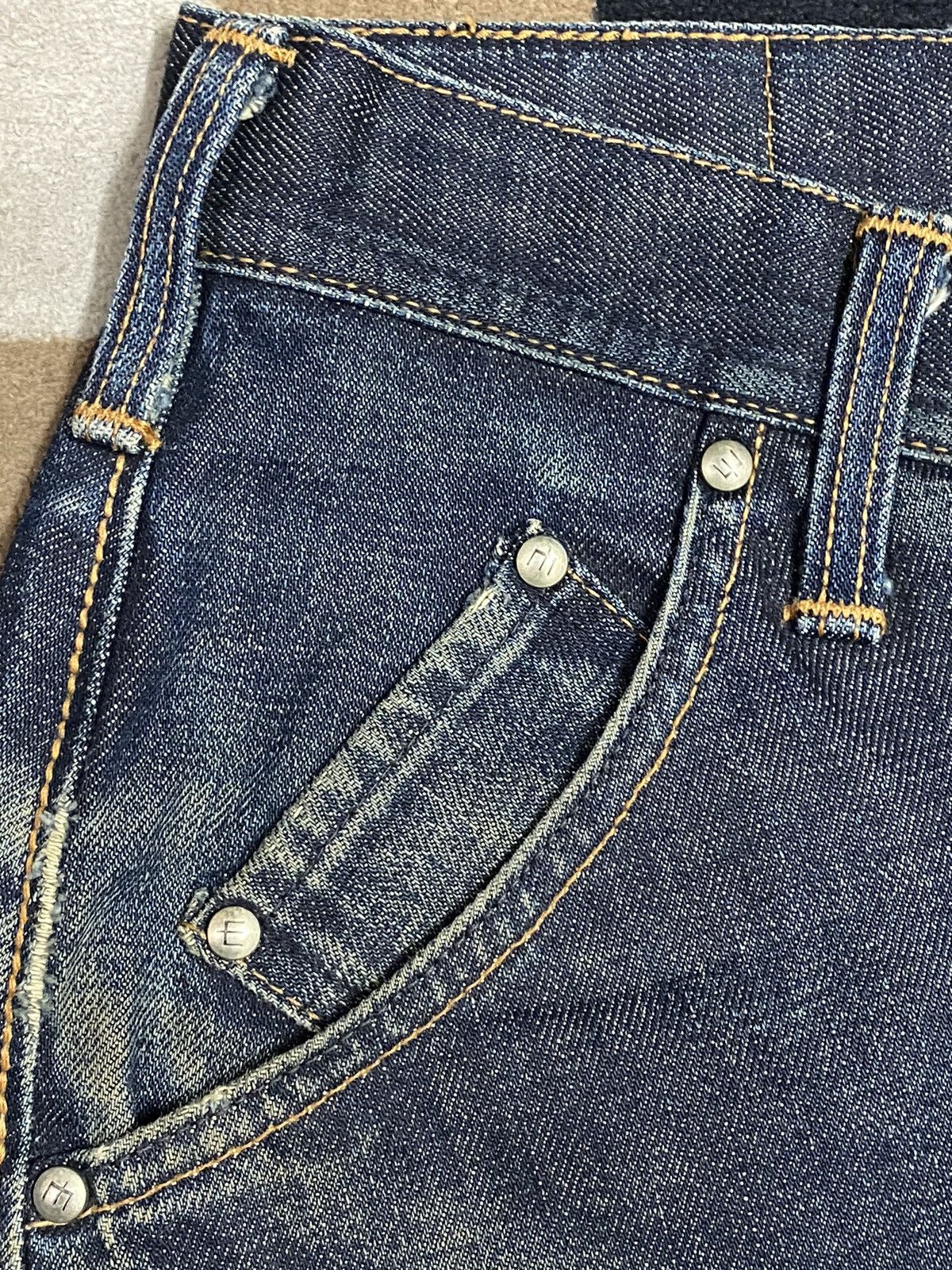 Edwin Edwin Japanese denim jeans with a unique, distressed jeans Size US 29 - 9 Thumbnail