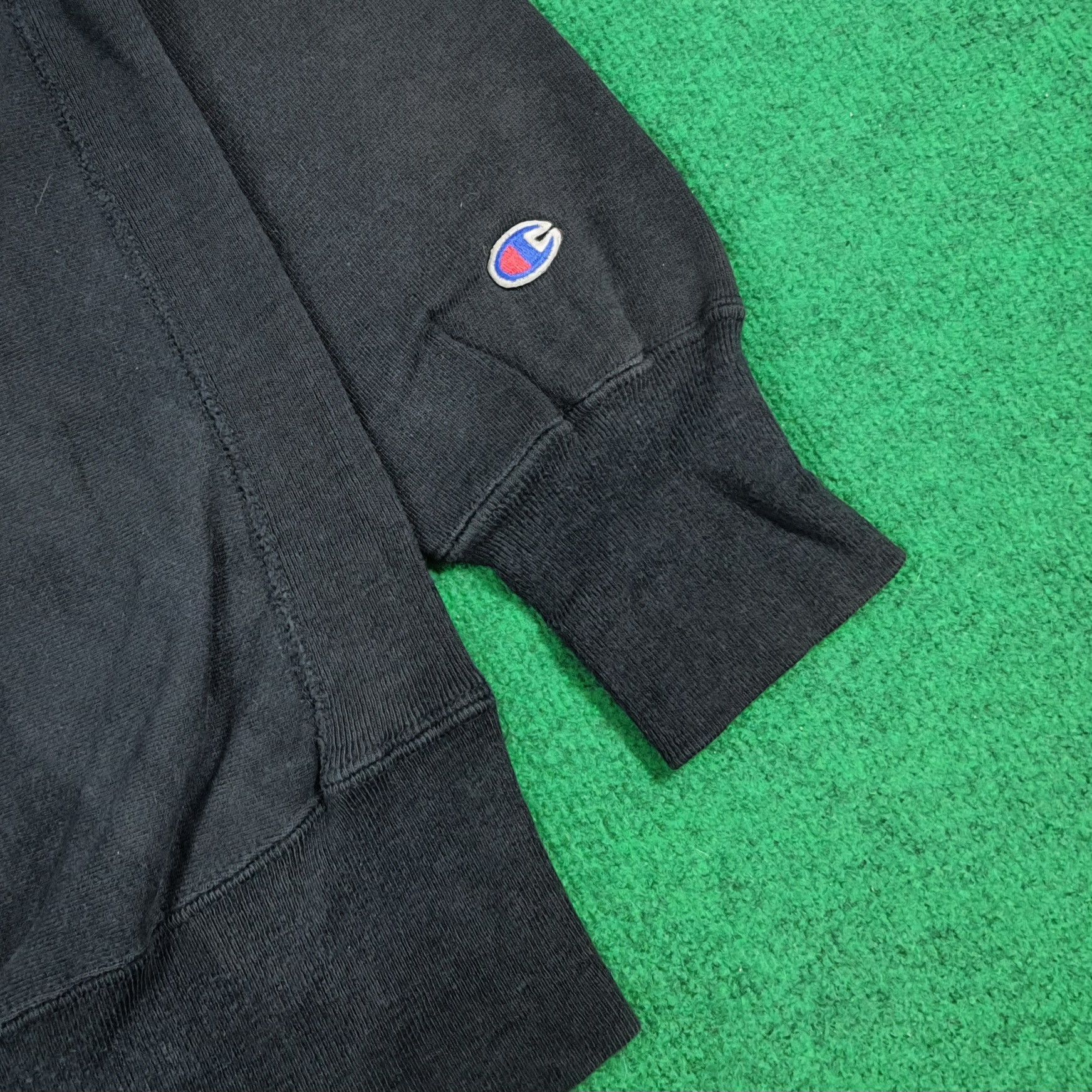 Champion Vintage Champion Black Hoodie Sweatshirt C292N19 Size US M / EU 48-50 / 2 - 3 Thumbnail