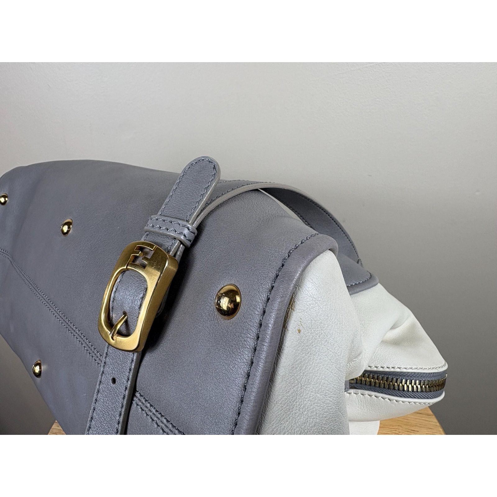 Fendi Authentic Fendi Gray Leather Chameleon Colorblock Shoulder Size ONE SIZE - 6 Thumbnail
