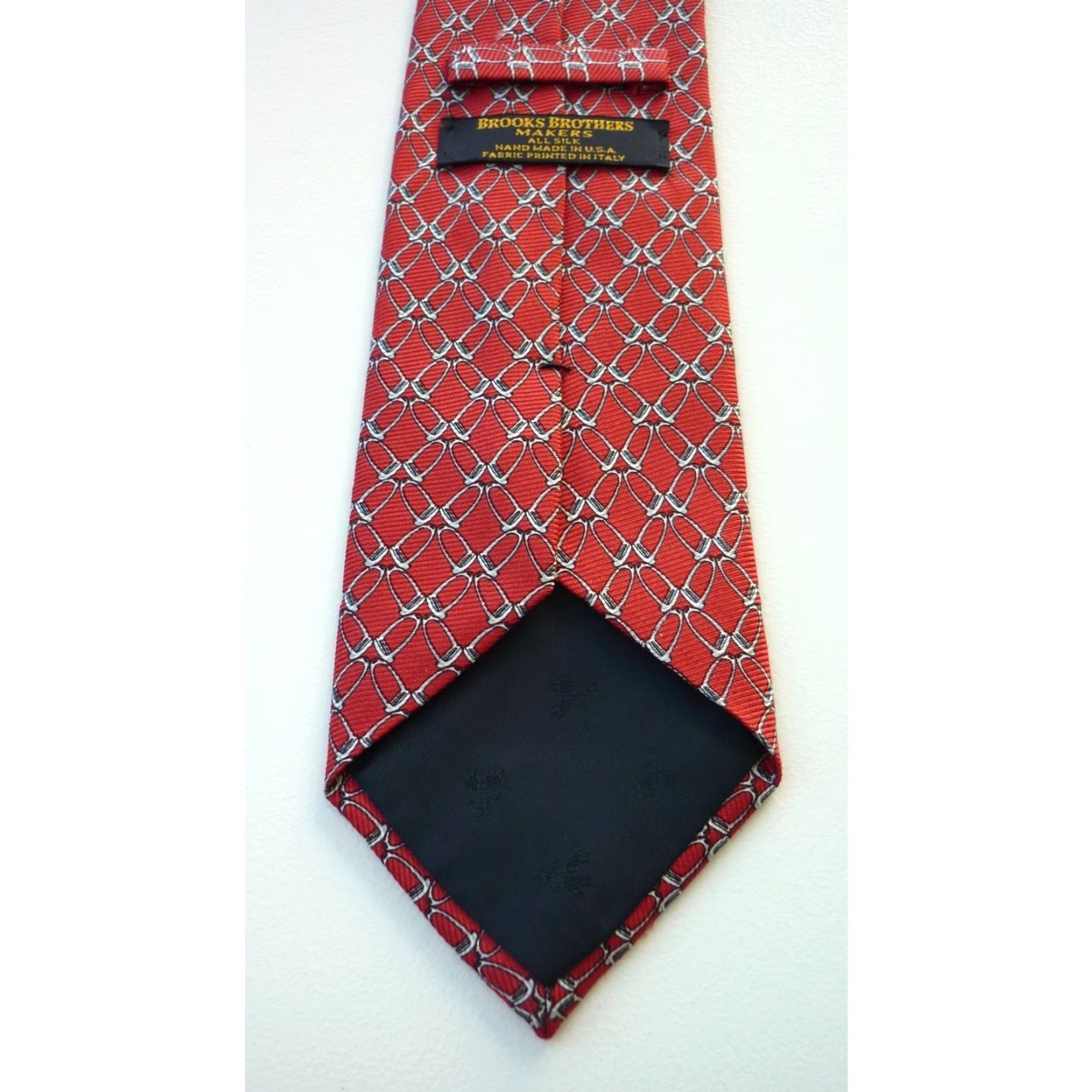 Brooks Brothers VINTAGE Brooks Brothers Makers Silk Tie Men’s Novelty Print Designer 100% Silk Red United States 57-60" Length 3.75" Width Size ONE SIZE - 3 Thumbnail