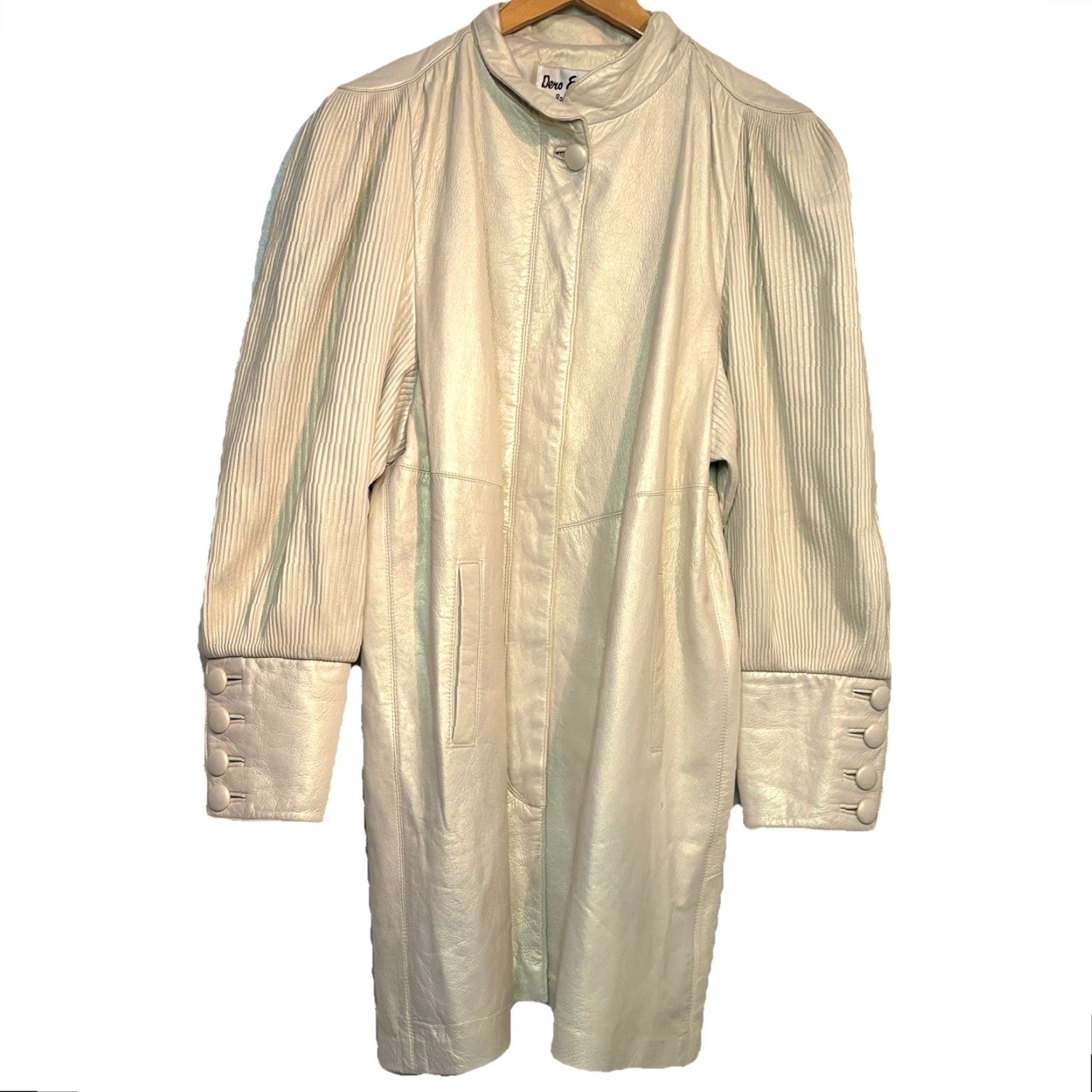 Vintage VINTAGE Dero by Rocco D’Amelio Ivory Leather Coat Women MED Pleated Sleeves Overcoat Size M / US 6-8 / IT 42-44 - 3 Thumbnail