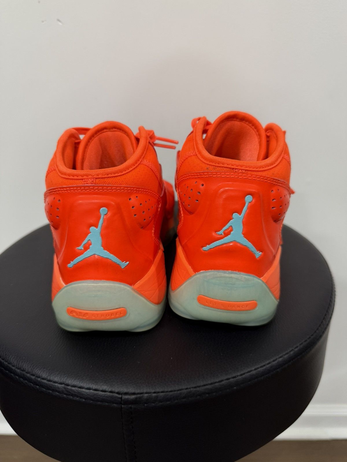 Jordan Brand Nike Jordan Zion 2 “Hyper Crimson” Size US 8.5 / EU 41-42 - 4 Thumbnail