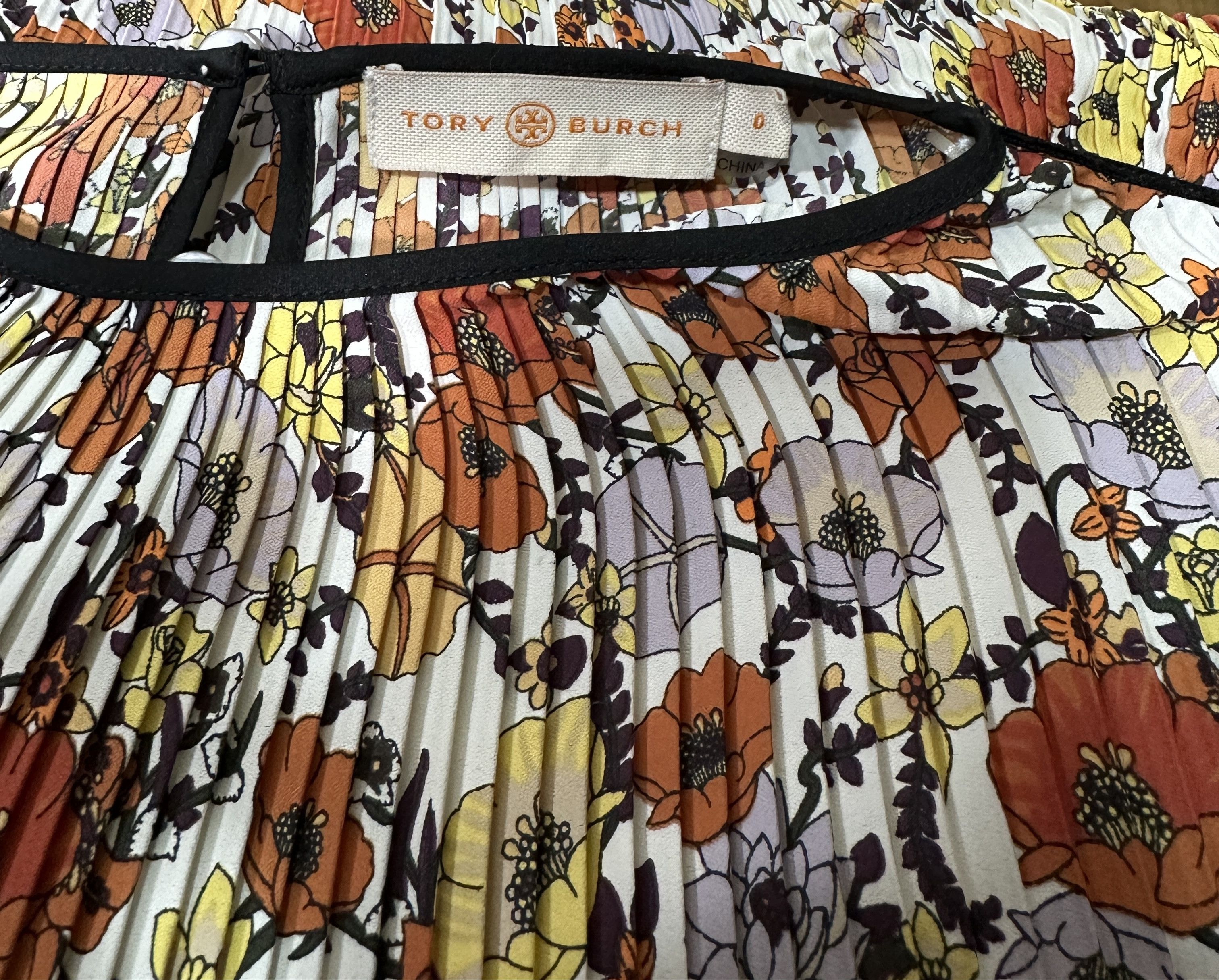 Tory Burch Floral Print Mock Neck Blouse Size XS / US 0-2 / IT 36-38 - 6 Thumbnail