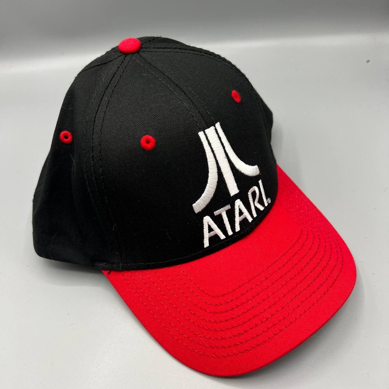 Other Atari Hat Men Black “Old School” Video Game Snap Back Cap Size ONE SIZE - 3 Thumbnail