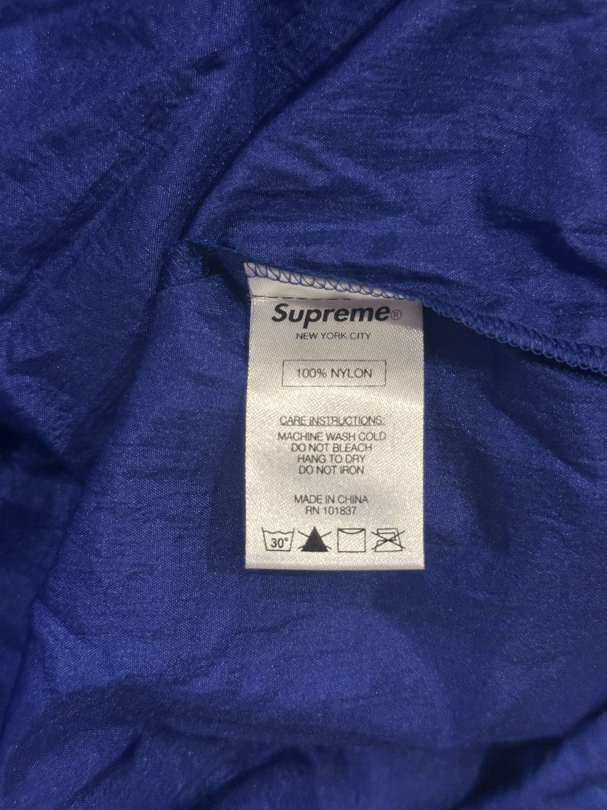Supreme Supreme SAMPLE Nylon Packable Poncho Jacket - Royal Large Size US L / EU 52-54 / 3 - 8 Thumbnail