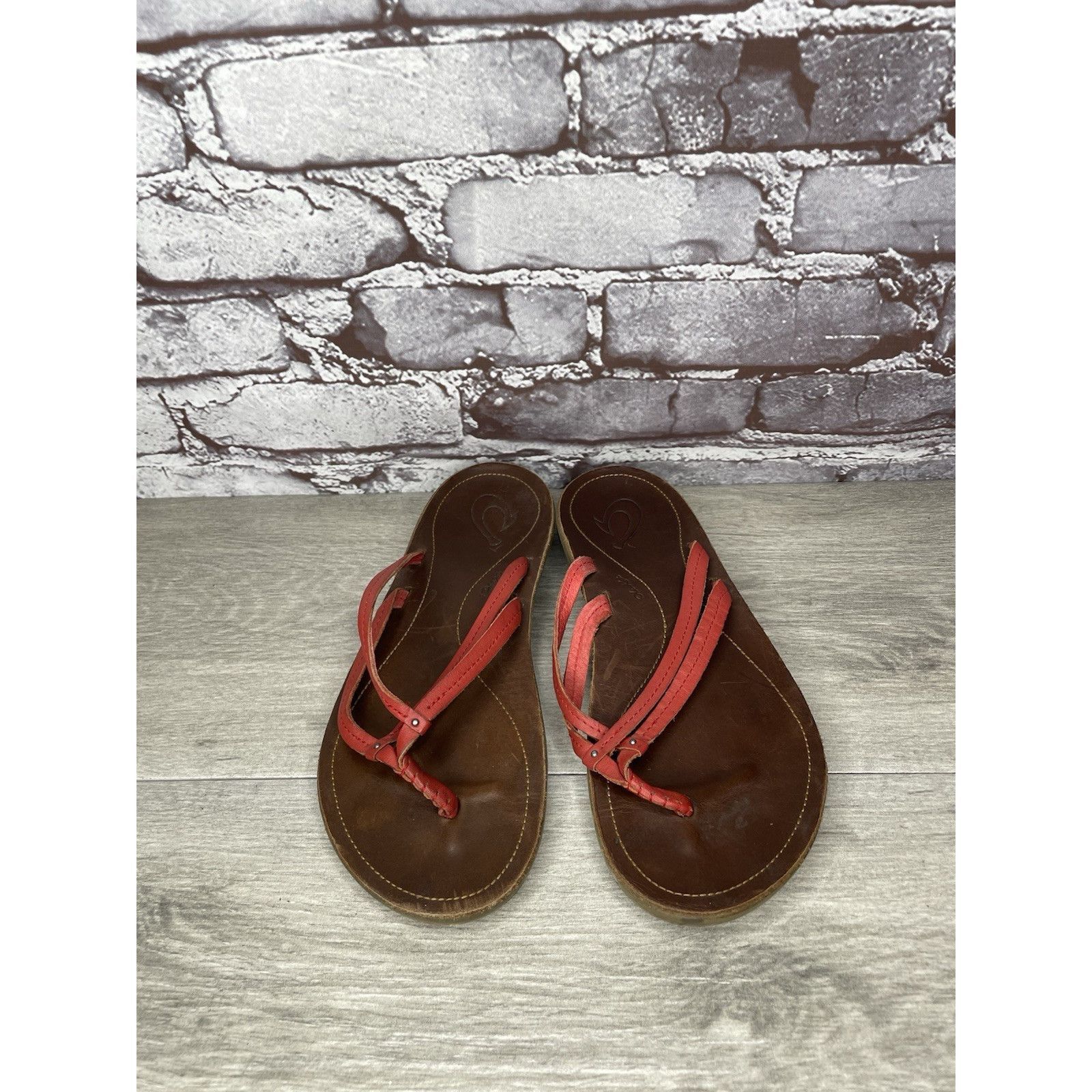 Olukai Olukai U'I-W Red Leather Thong FlipFlop Casual Slide Sandals Size US 8 / IT 38 - 5 Thumbnail