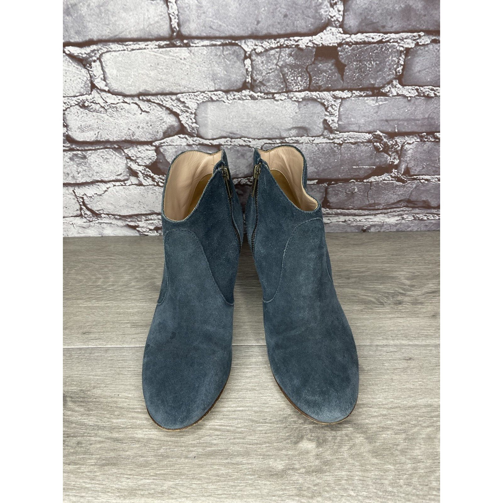 Club Monaco Club Monaco Brooklyn Blue Suede Side Zip Stacked Heel Bootie Size US 7.5 / IT 37.5 - 17 Thumbnail
