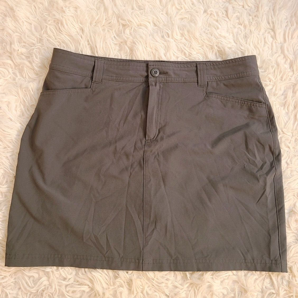 Eddie Bauer Eddie Bauer Gray sporty Tennis Skirt size 12 Size 34" / US 12 / IT 48 - 1 Thumbnail