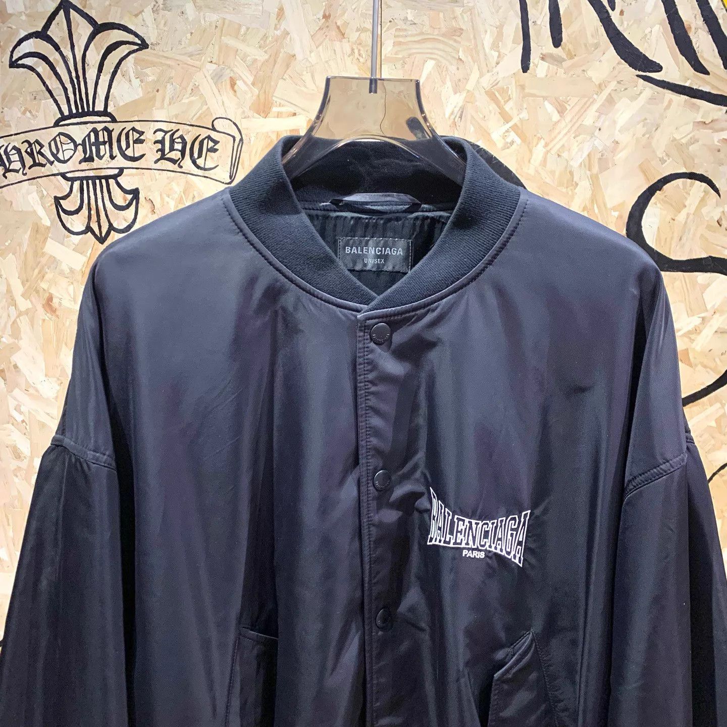 Balenciaga Balenciaga Embroidered Letter Baseball Jacket L Size US L / EU 52-54 / 3 - 3 Thumbnail