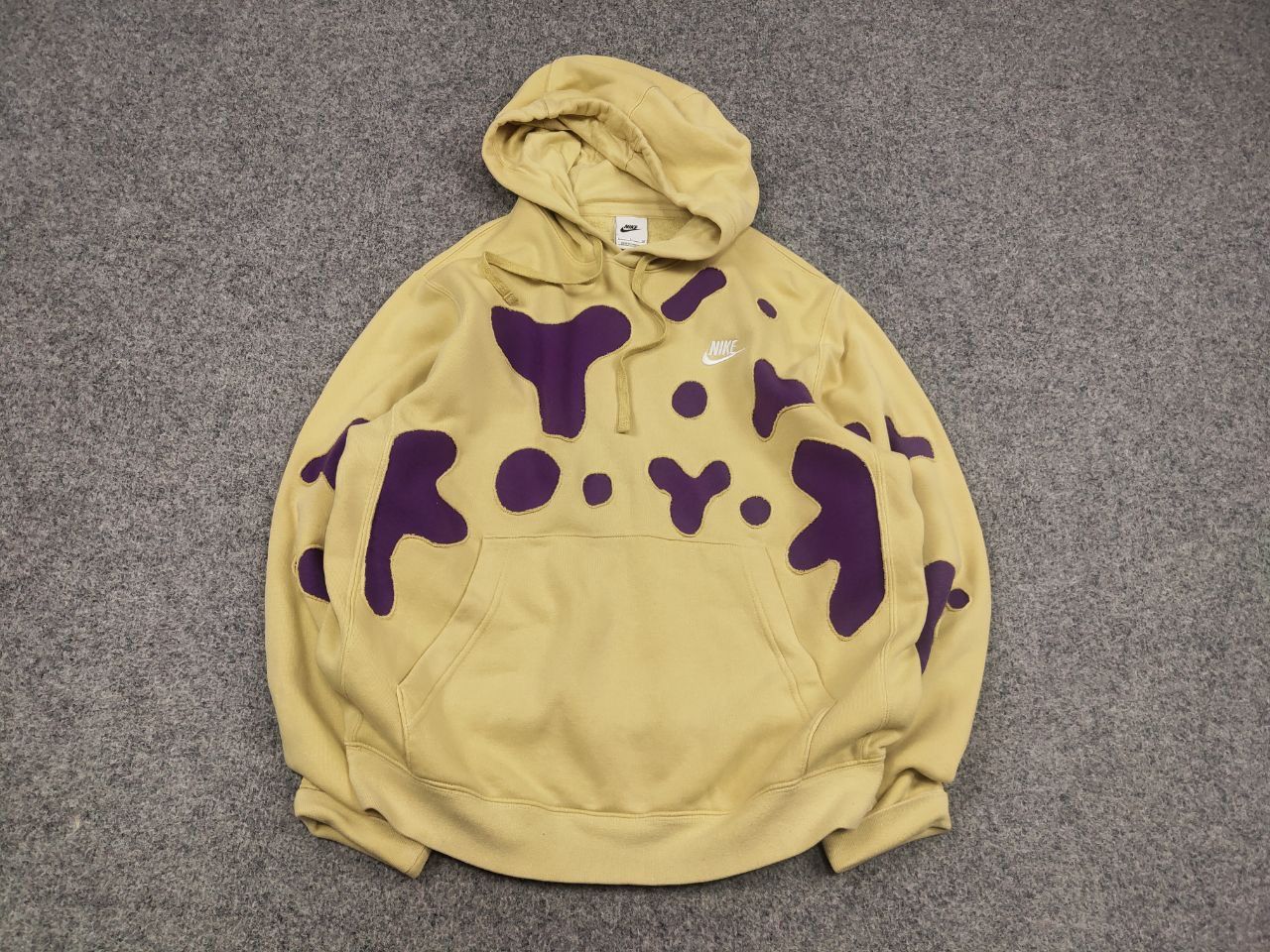 Nike Rare Nike skeleton Logo vintage reworked Hoodie Y2K Style Size US S / EU 44-46 / 1 - 3 Thumbnail