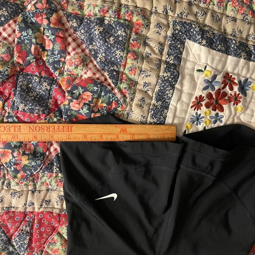 Nike Nike Pro Black Shorts with White Logo size M Size 28" / US 6 / IT 42 - 5 Thumbnail