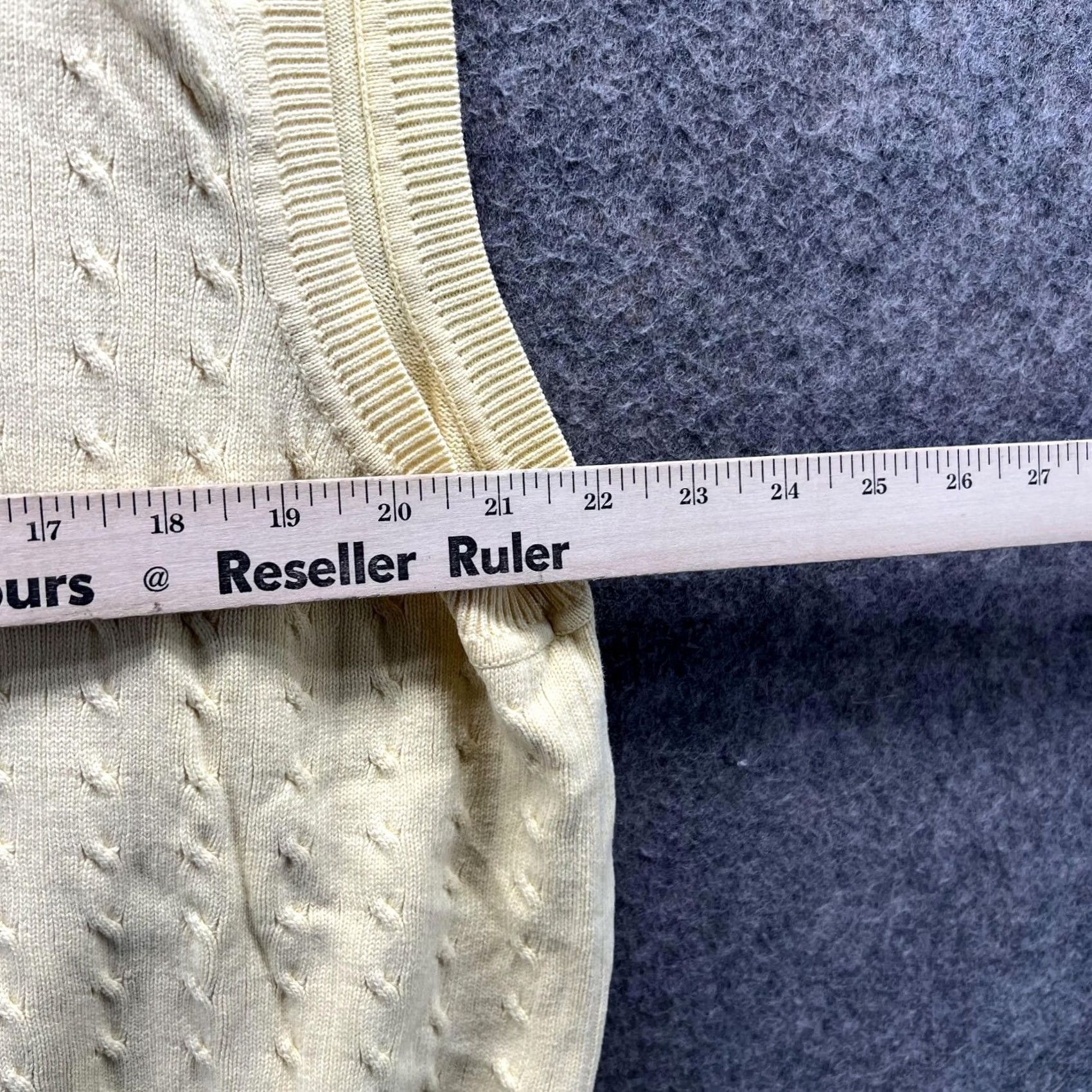 Tommy Hilfiger Tommy Hilfiger Sweater Men L Yellow V-Neck Sleeveless Cable Knit Golf Vtg Size L / US 10 / IT 46 - 5 Thumbnail