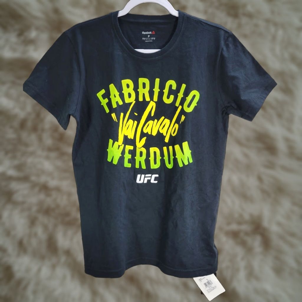 Reebok Reebok Women's T-shirt Black Short Sleeve Cotton Graphic Print Sz S Vai Cavalo Werdum UFC Size S / US 4 / IT 40 - 1 Thumbnail