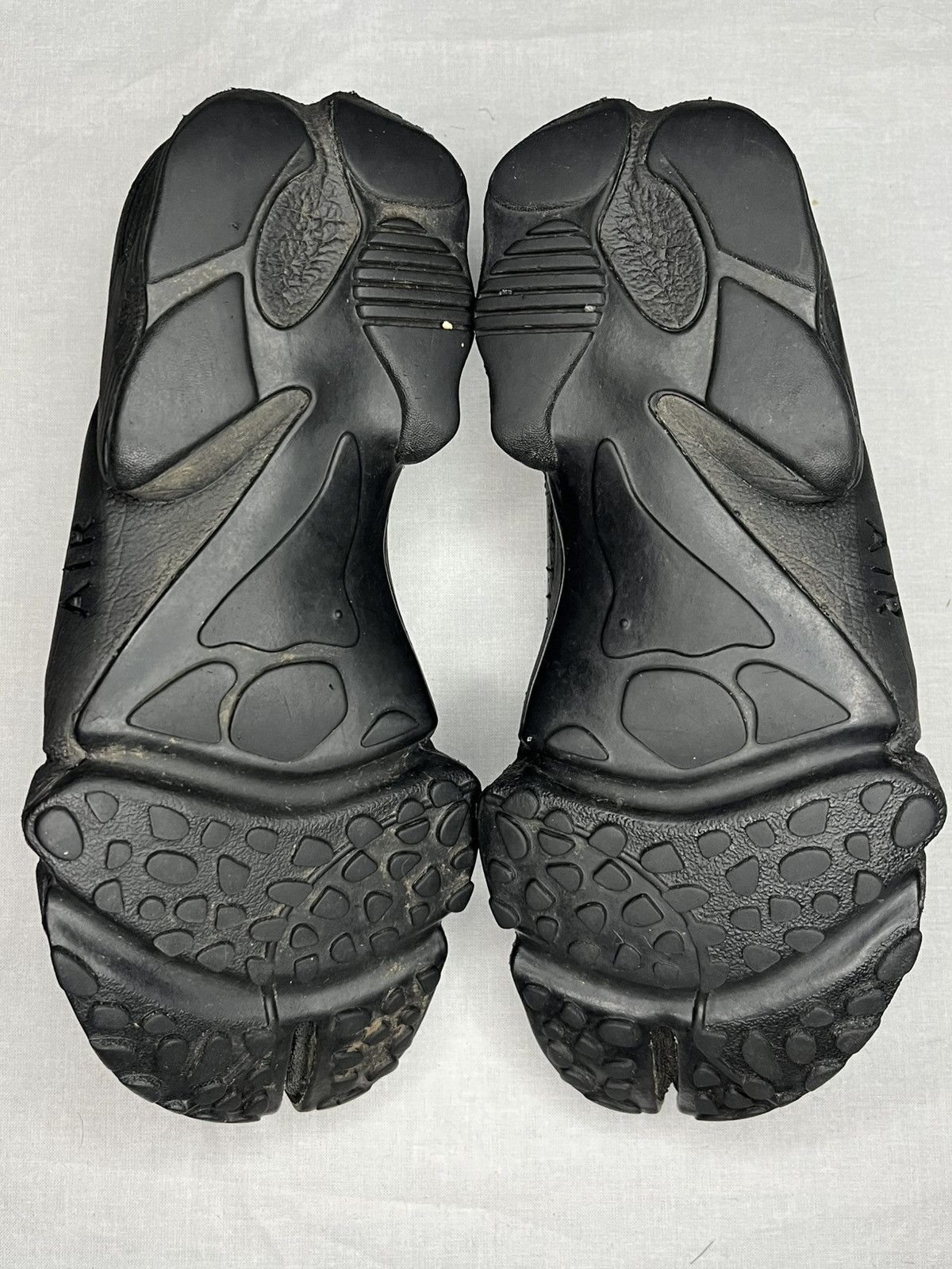 Nike 2005 Nike Air Rift Tabi Ninja Leather Sandals Size US 8 / IT 38 - 8 Thumbnail