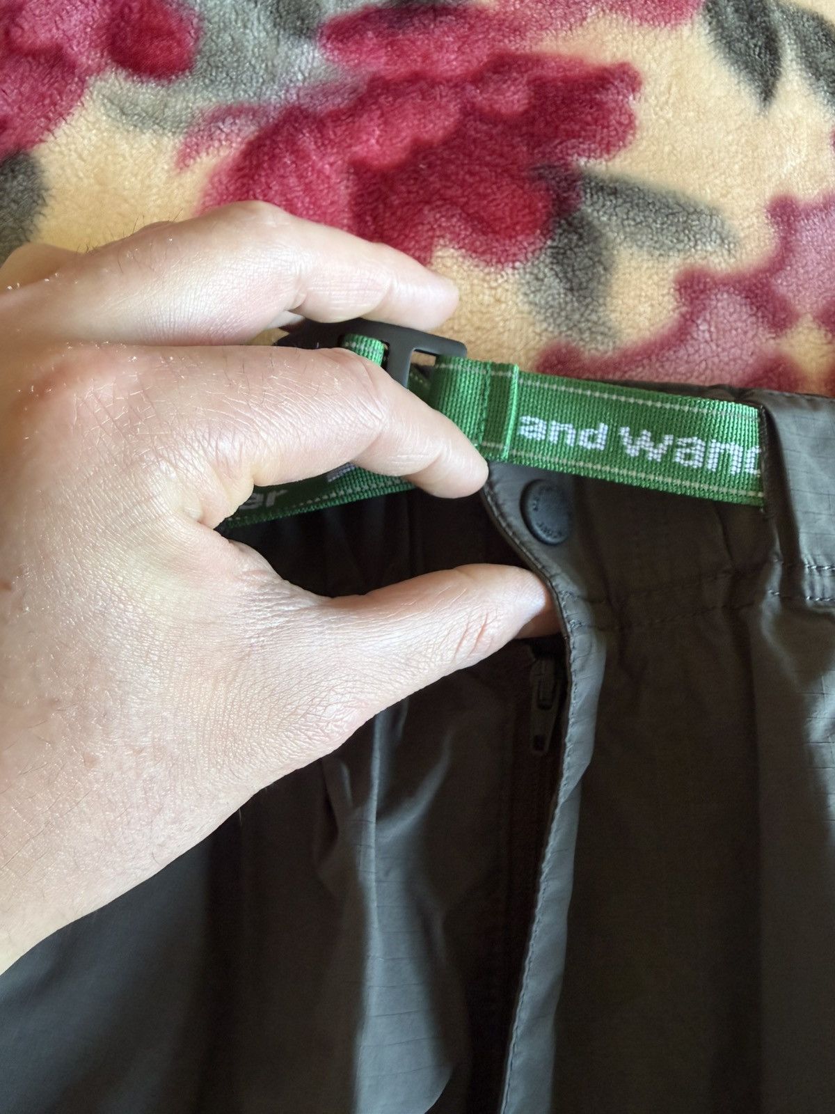And Wander × HIDDEN Hidden x And Wander Oversized Cargo Pants “Charcoal” Size L Size US 34 / EU 50 - 2 Thumbnail