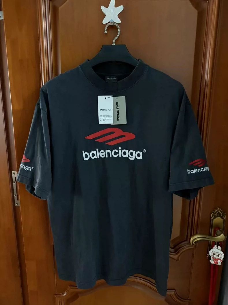 Balenciaga Balenciaga 3b Embroidered Logo Short Sleeve M Size Size US M / EU 48-50 / 2 - 1 Thumbnail