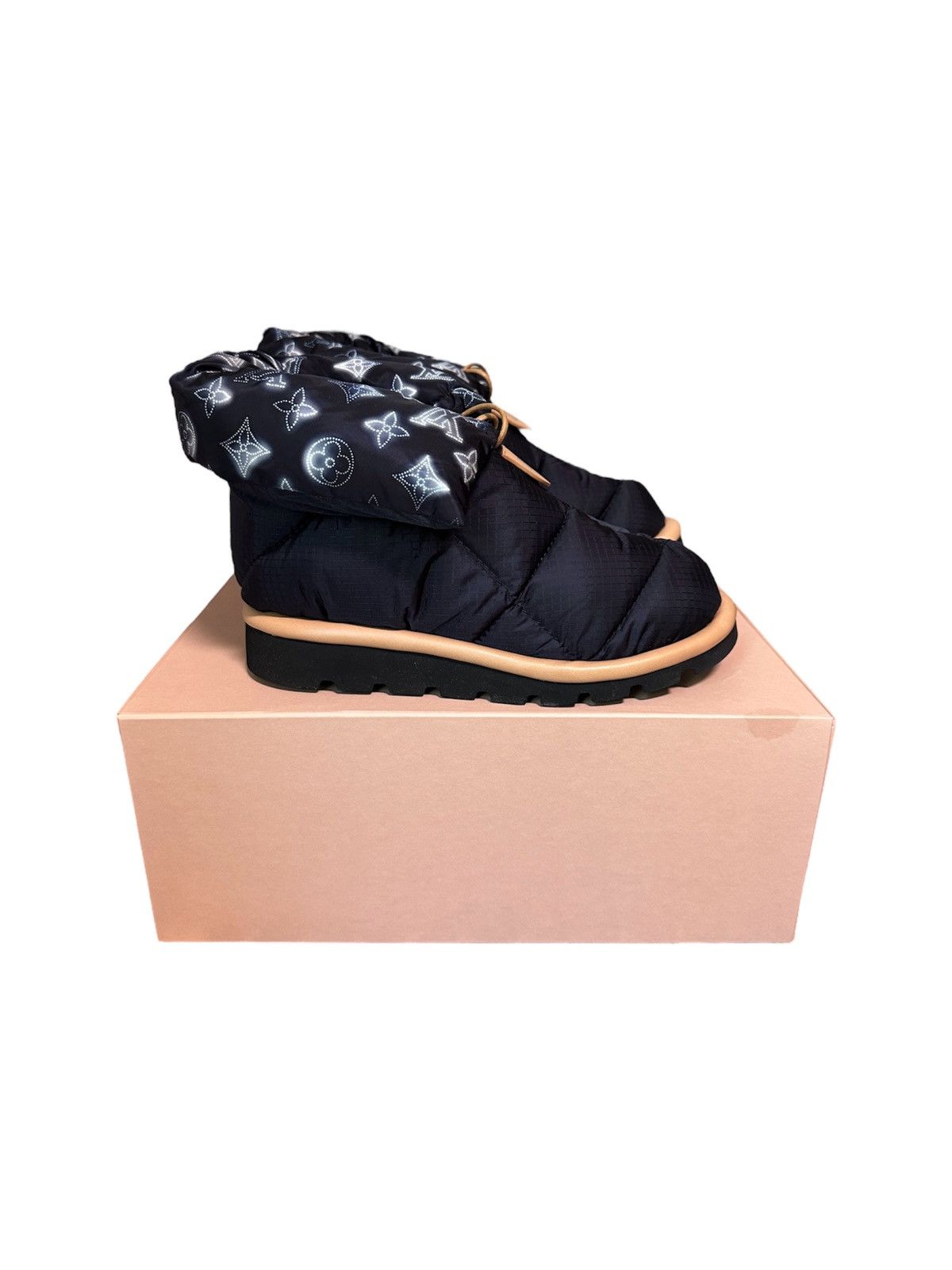 Louis Vuitton Louis Vuitton Pillow Comfort Ankle Boots Size US 6 / IT 36 - 9 Thumbnail