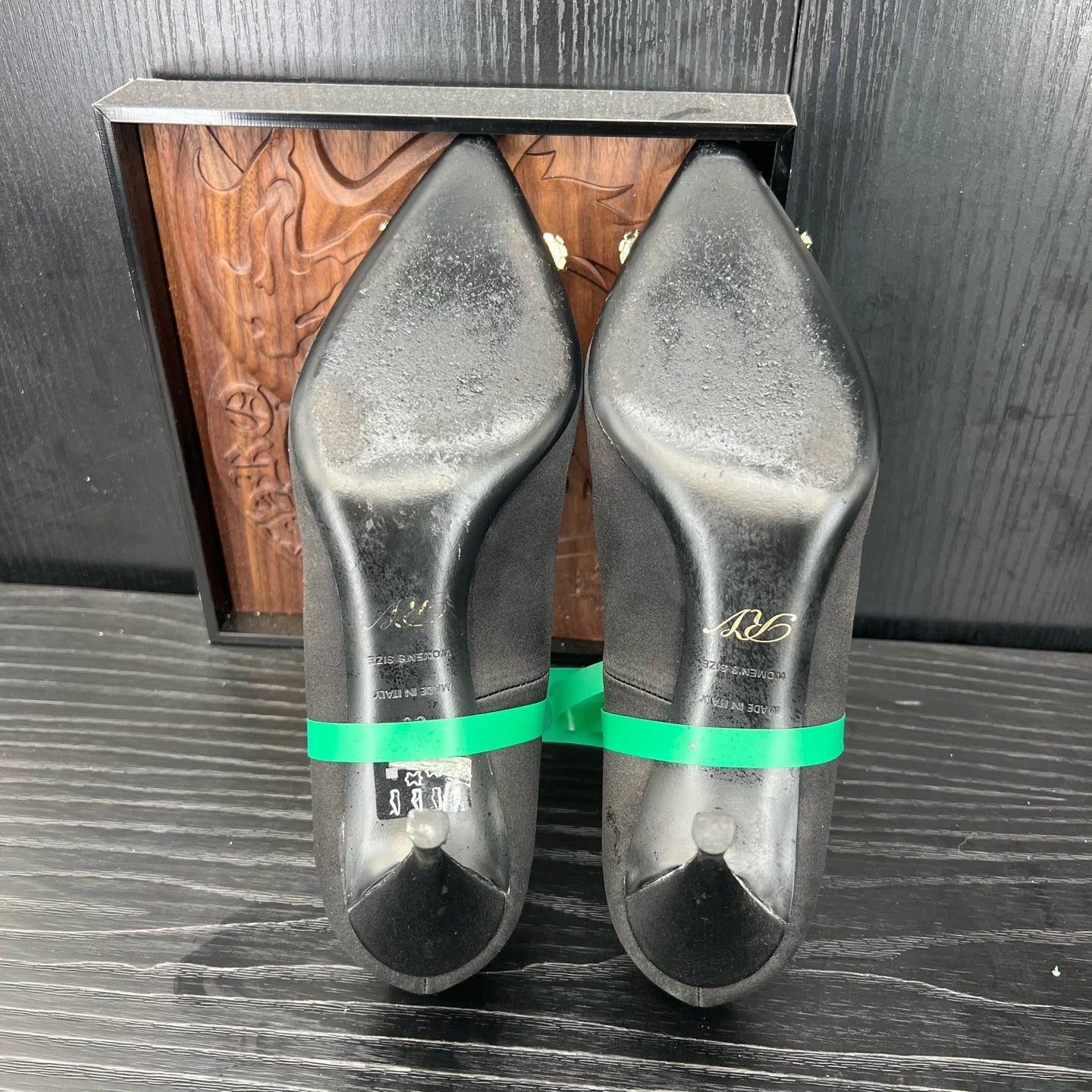Roger Vivier RV Black Diamond Studded Heels Size 36 w/ Box Size US 5 / IT 35 - 7 Thumbnail