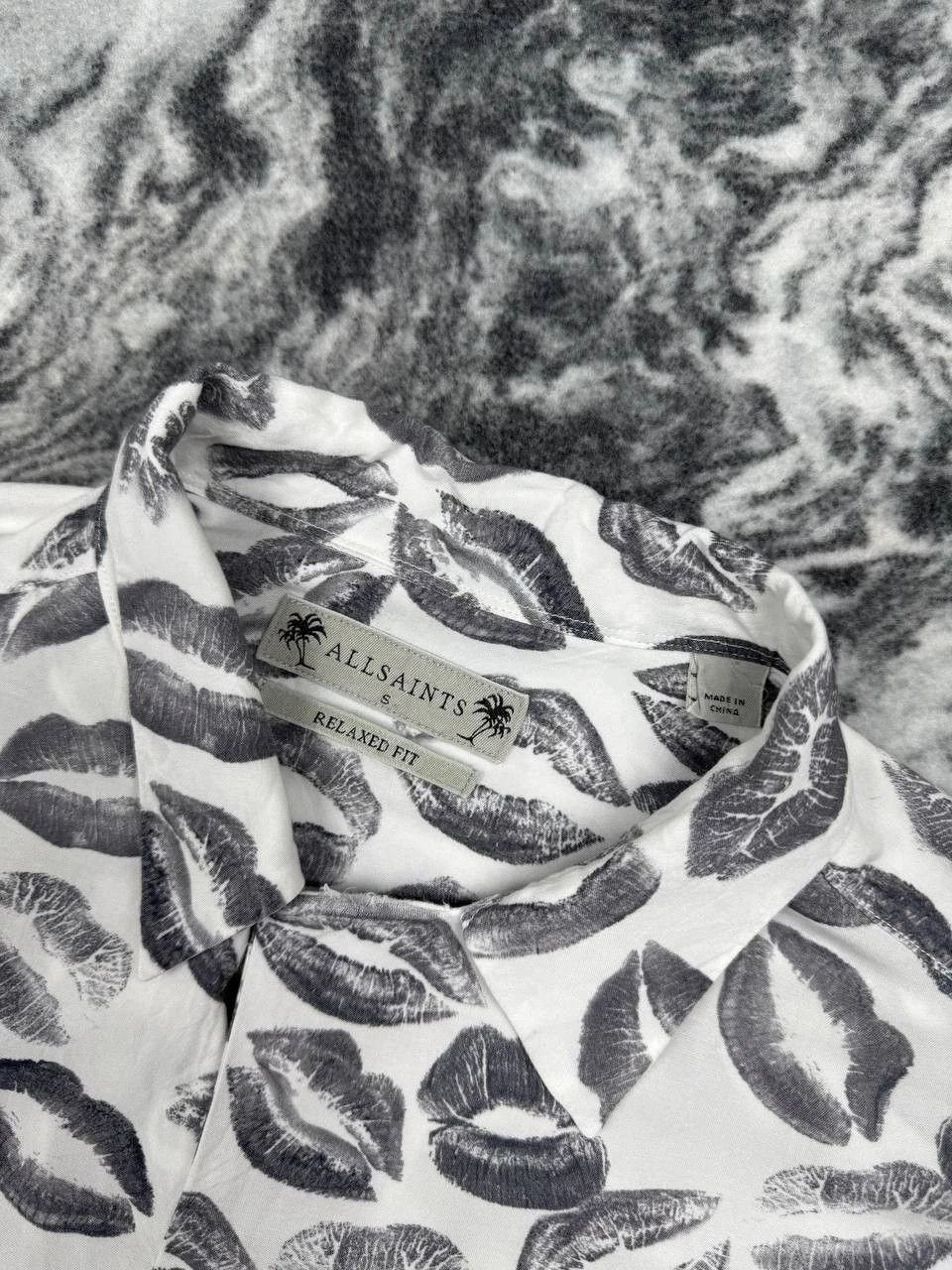 Allsaints Allsaints Kiss Shirt Buttons Short Sleeve Viscose Size US S / EU 44-46 / 1 - 2 Thumbnail