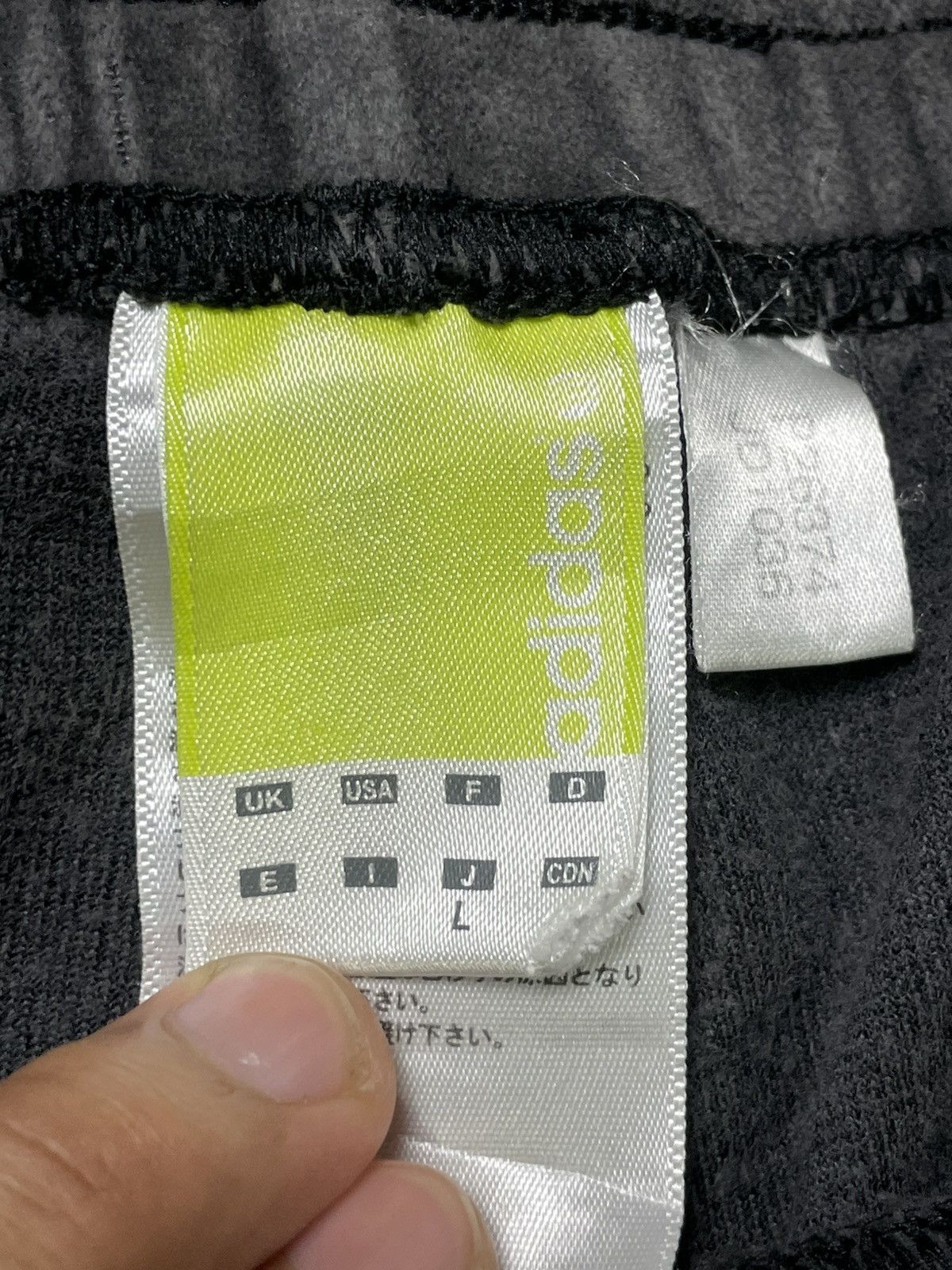 Adidas × Designer × Vintage Adidas x Vintage Velvet Track Pants (43) Size US 36 / EU 52 - 7 Thumbnail