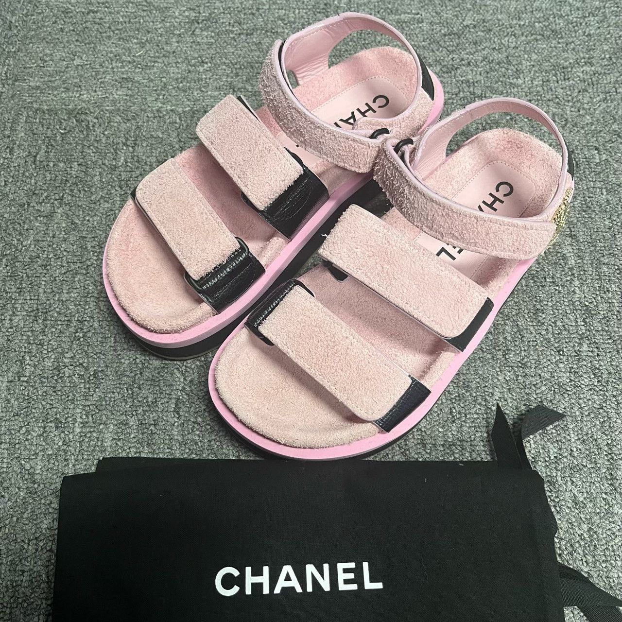 Chanel Chanel Pink Solid Velcro Sandals Size US 5 / IT 35 - 1 Thumbnail