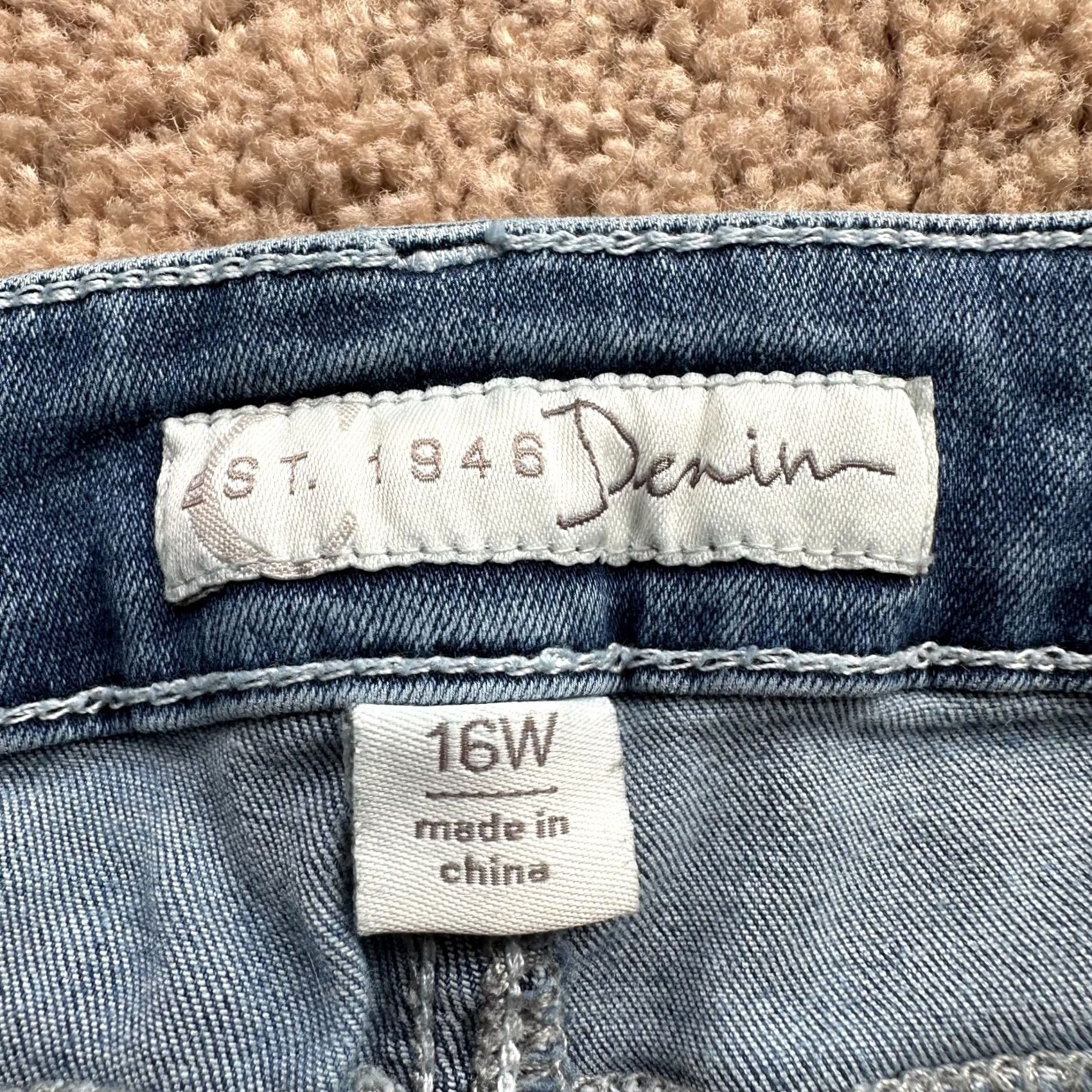 Vintage 1822 Denim Jeans Womens 16W Mid Rise Flared Blue Medium Wash Jeans Size 38" / US 16 / IT 52 - 5 Thumbnail