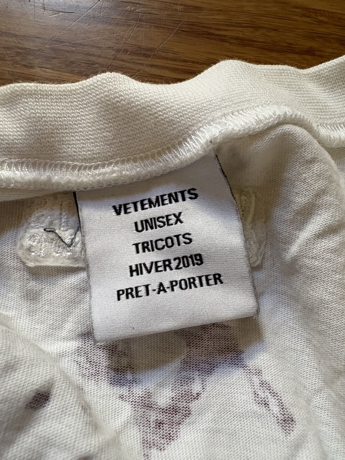 Vetements Vetements FW18 Elephant In The Room Tee Size US XS / EU 42 / 0 - 3 Thumbnail