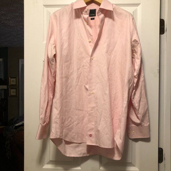 David Donahue David Donahue men's cotton dress shirt trim fit 16.5/34-35 Size US L / EU 52-54 / 3 - 2 Thumbnail