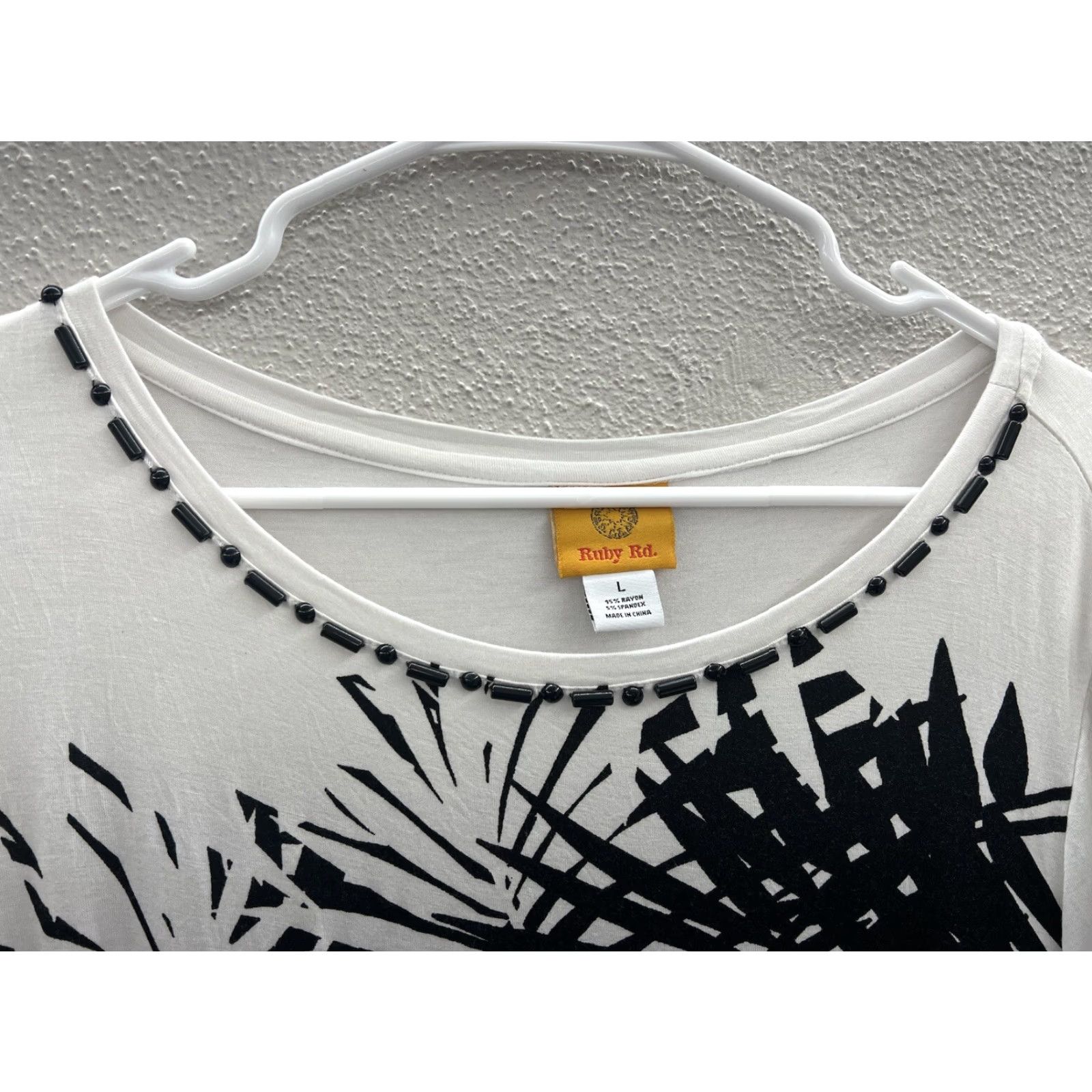 Vintage Womens Ruby Rd White Floral Beaded Neckline Ruched Side Short Sleeve Shirt Large Size L / US 10 / IT 46 - 4 Thumbnail