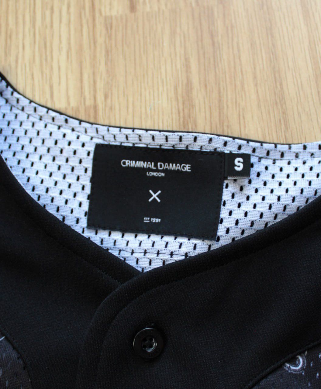 Criminal Damage 🔥 Criminal Damage Bandana Rare Button Up Shirt Vintage Black Size US S / EU 44-46 / 1 - 4 Thumbnail