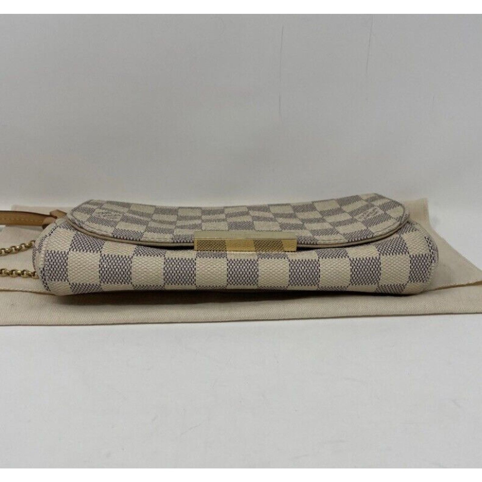 Louis Vuitton Louis Vuitton Favorite PM Damier Azur Shoulder Crossbody Size ONE SIZE - 6 Thumbnail