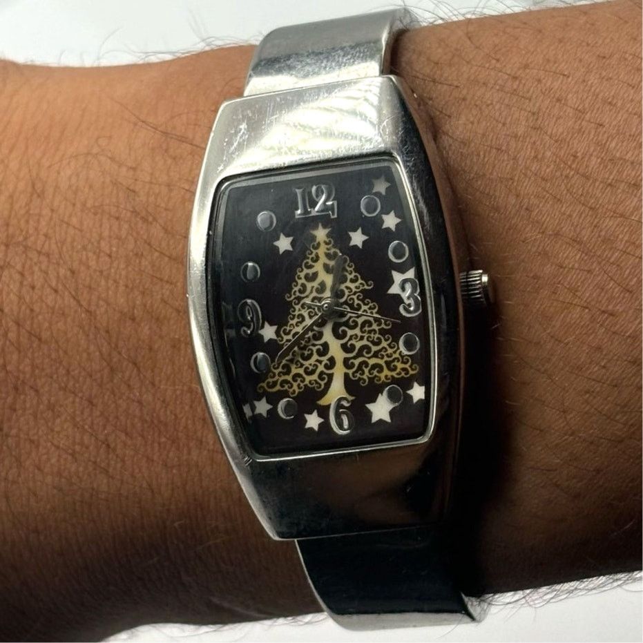 Other Silver & Black Star Cuff Watch Size ONE SIZE - 1 Thumbnail