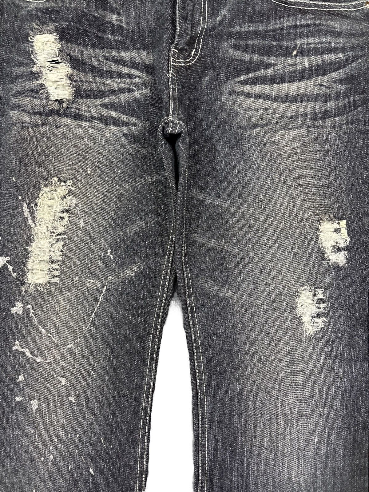LOWBOX Vintage Lowbox Buckle Back Painted Distressed Flare Jeans Size US 31 - 4 Thumbnail
