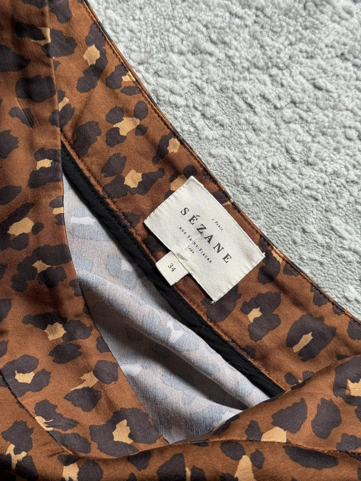 Sezane Sezane skirt leo print Size 24" / US 00 / IT 34 - 4 Thumbnail