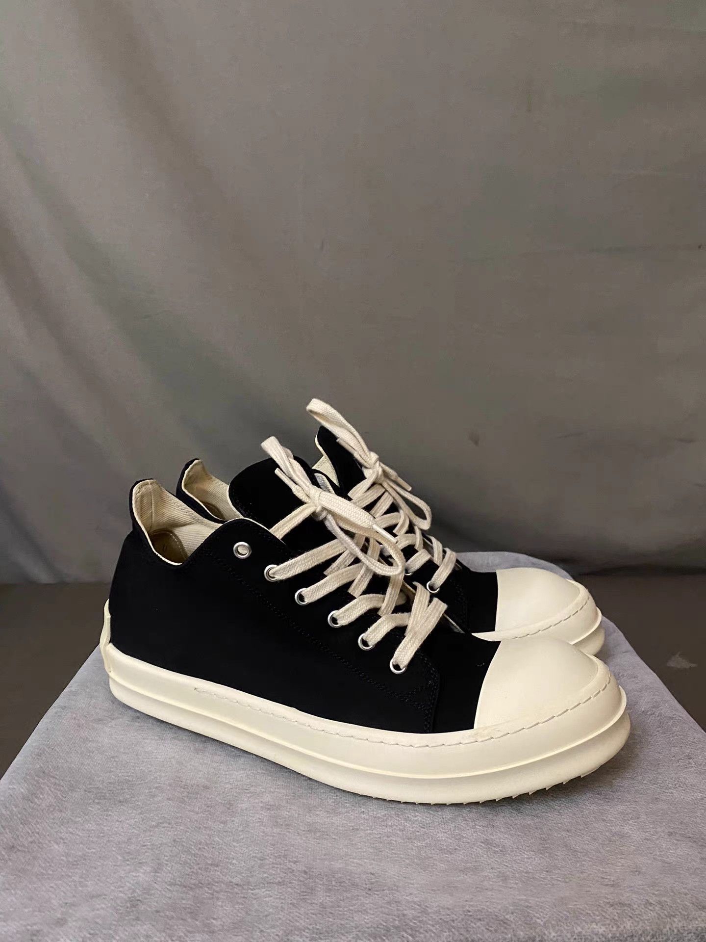 Rick Owens Rick Owens DRKSHDW satin low top sneakers Size US 9 / EU 42 - 2 Thumbnail