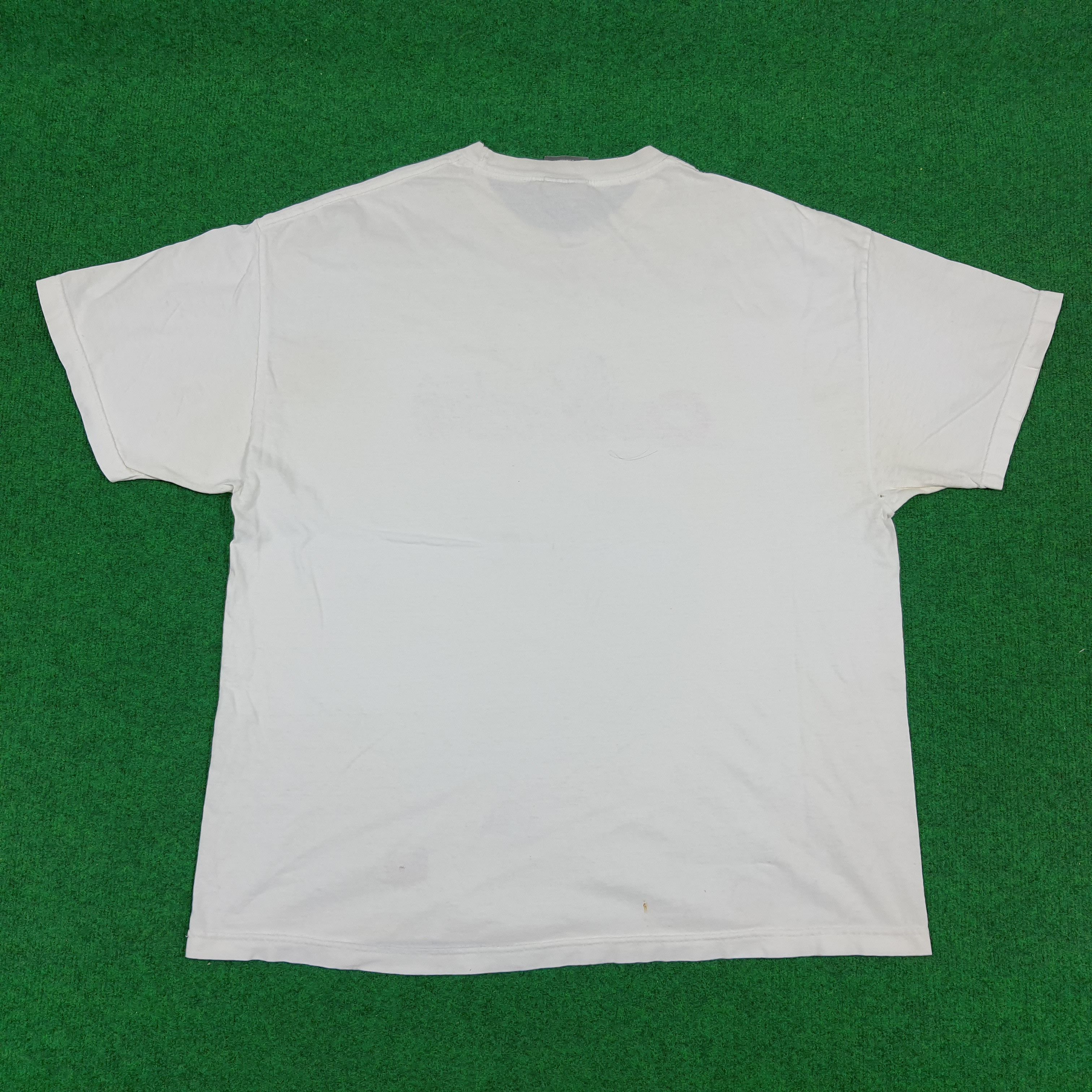 NBA × Nike × Vintage Vintage NIKE Center Pistons 2004 NBA Champions Tshirt Size US XL / EU 56 / 4 - 4 Thumbnail